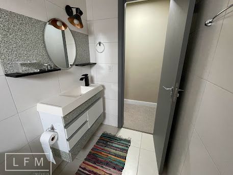 Apartamento à venda com 2 quartos, 74m² - Foto 33