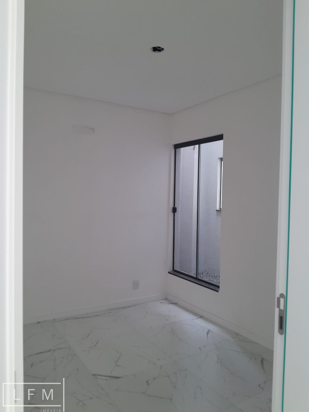 Apartamento à venda com 3 quartos, 80m² - Foto 14