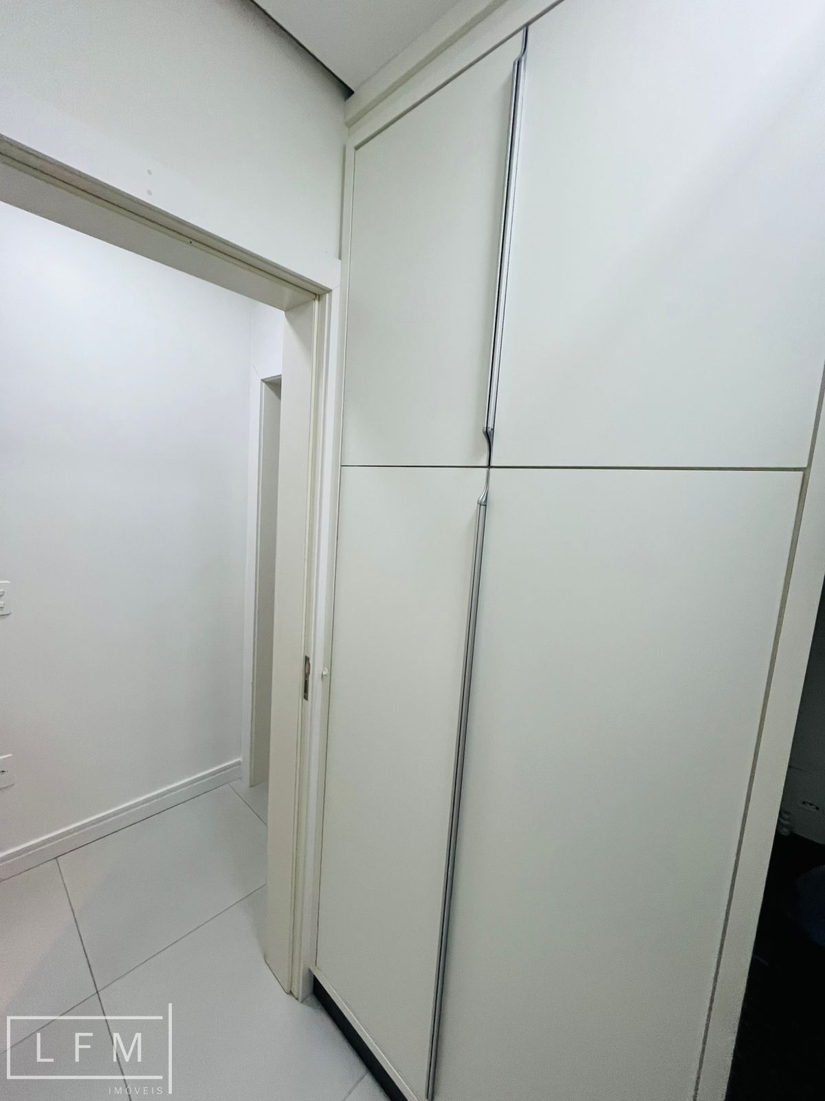 Apartamento finamente mobiliado em proximo do mar em Balneario Picarras Sc