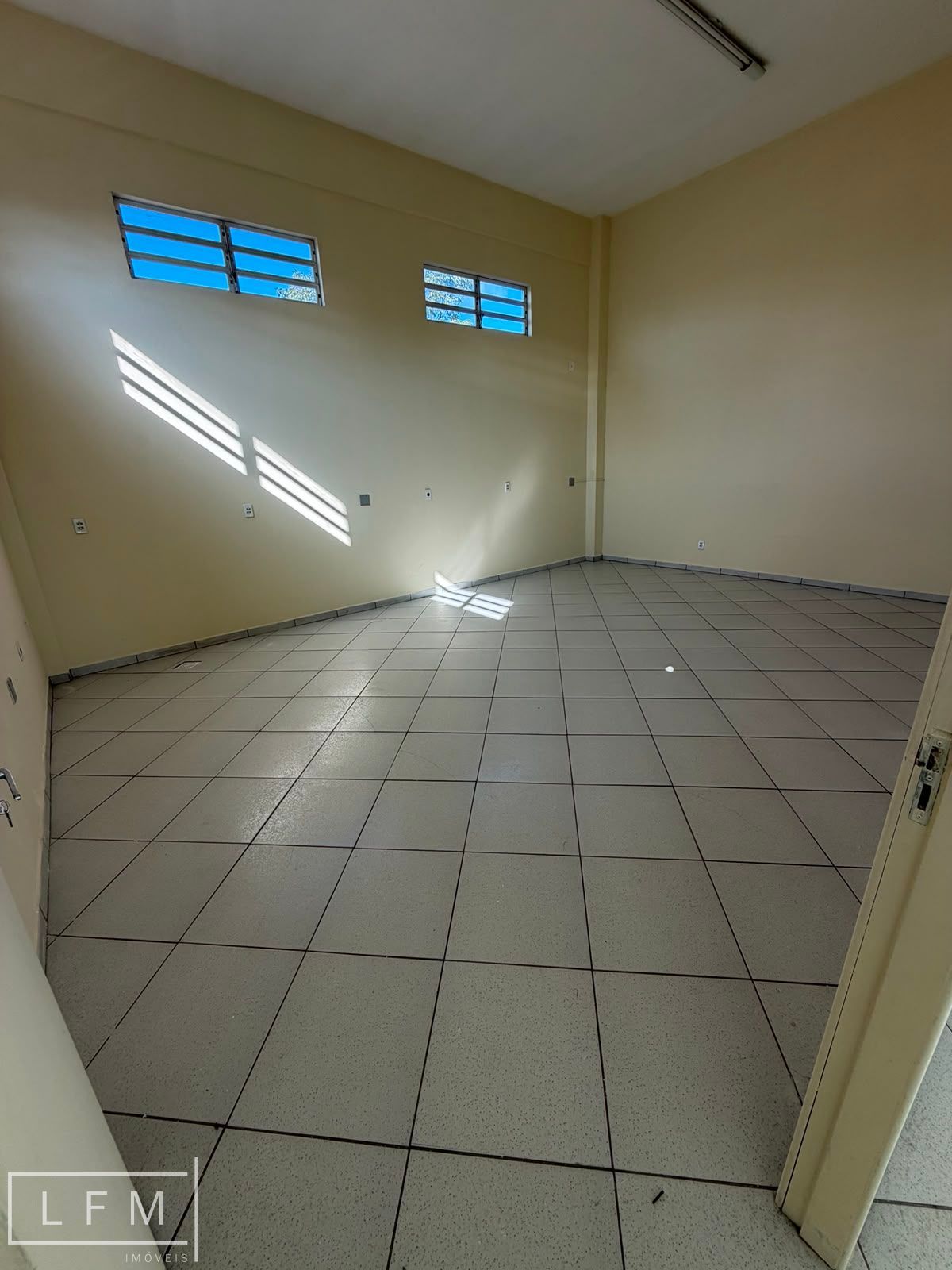 Depósito-Galpão, 865 m² - Foto 14
