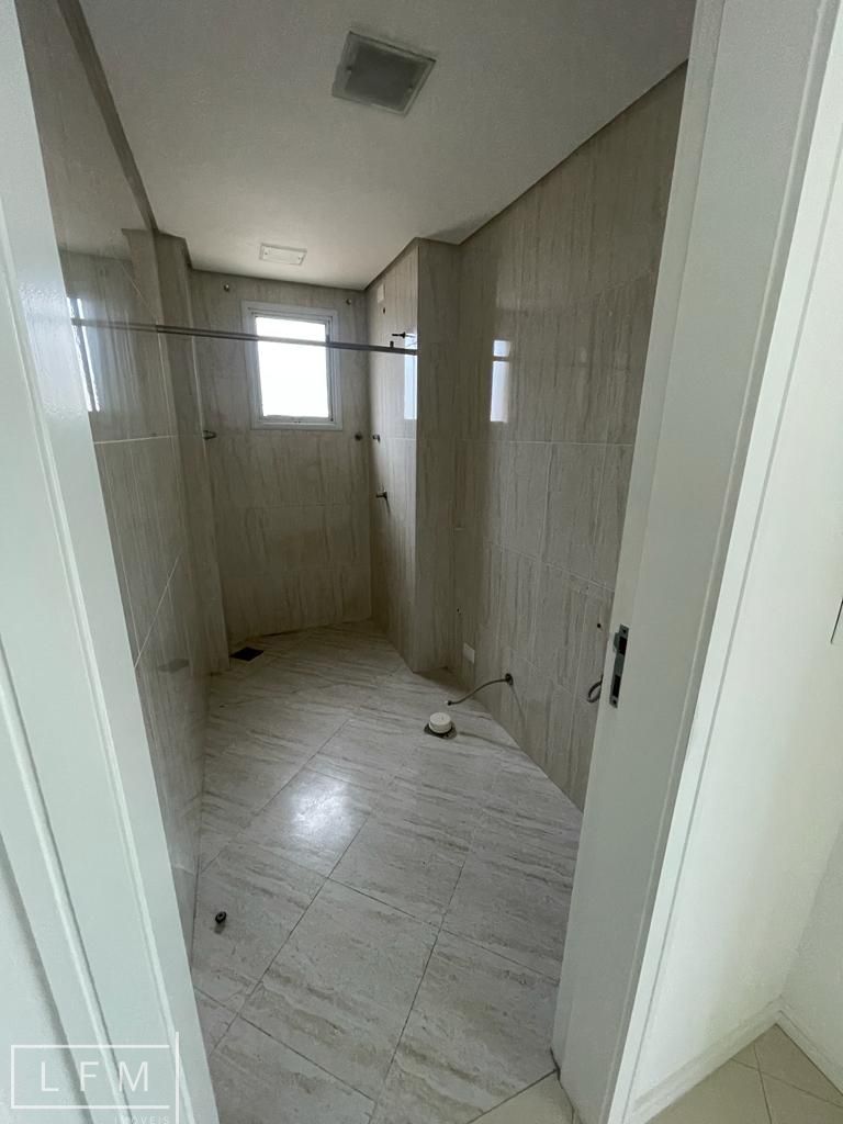 Apartamento à venda com 4 quartos, 188m² - Foto 16