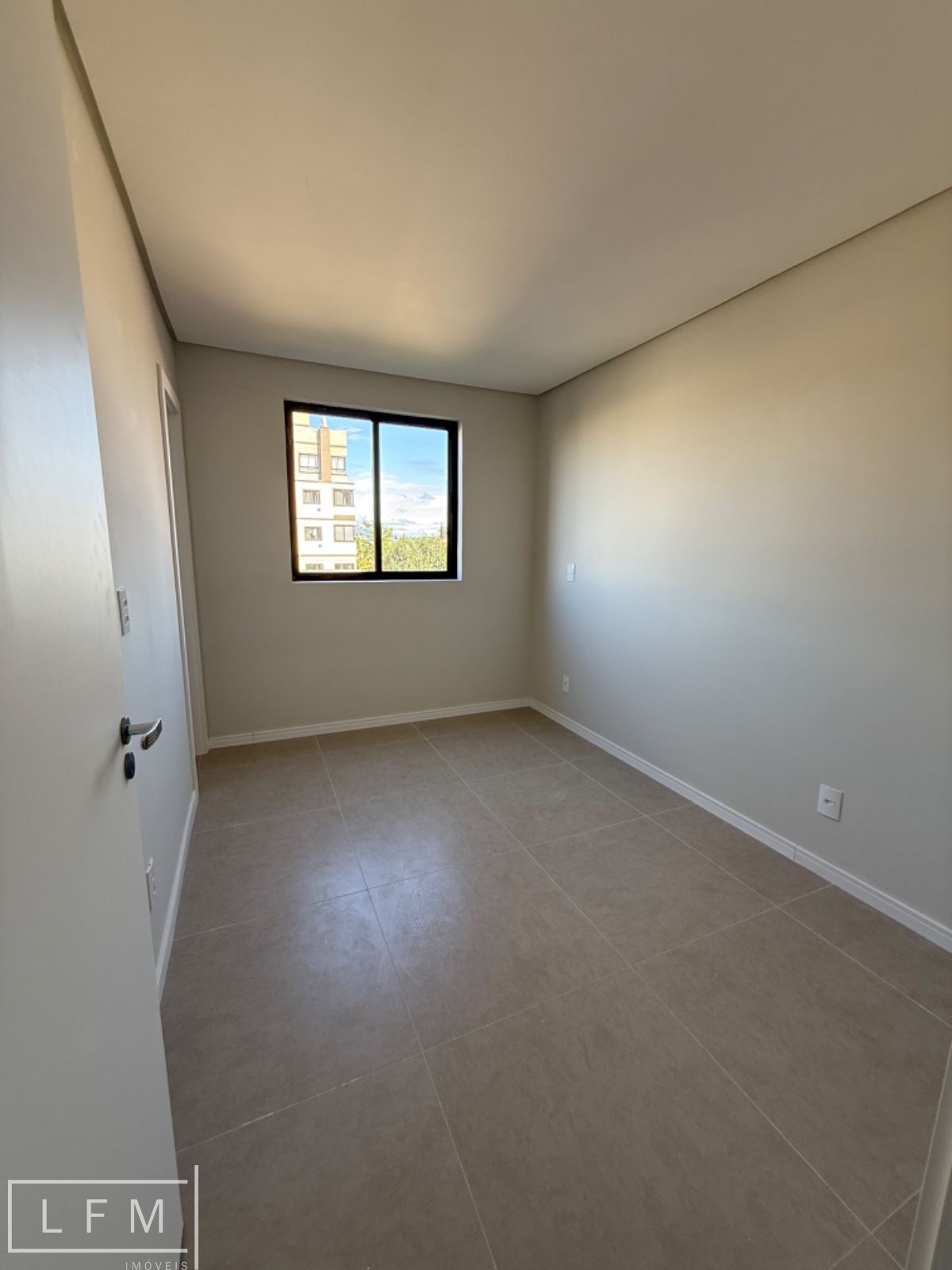 Apartamento com 2 Dormitórios à venda, 87 m² por R$ 650.000,00 Apartamento com 2 Dormitórios à venda, 87 m² por R$ 650.000,00