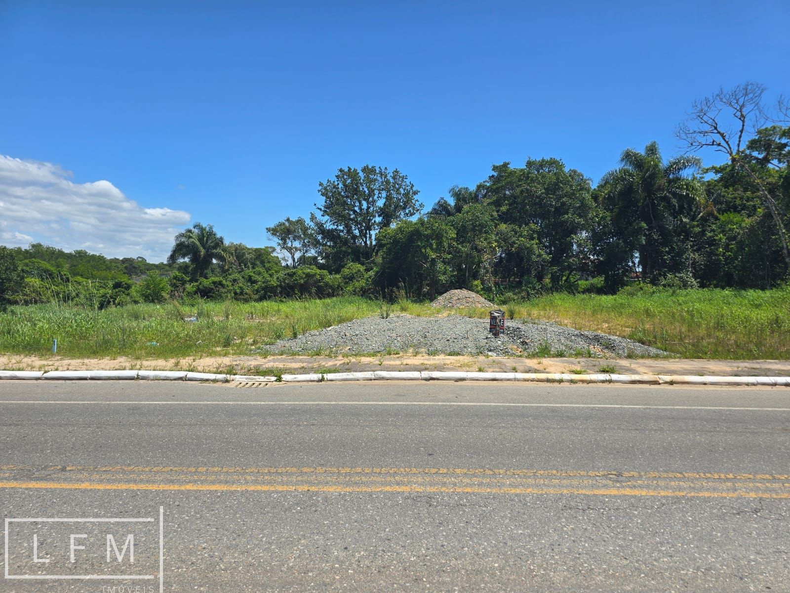 Terreno/Lote à venda  no Itacolomi - Balneário Piçarras, SC. Imóveis