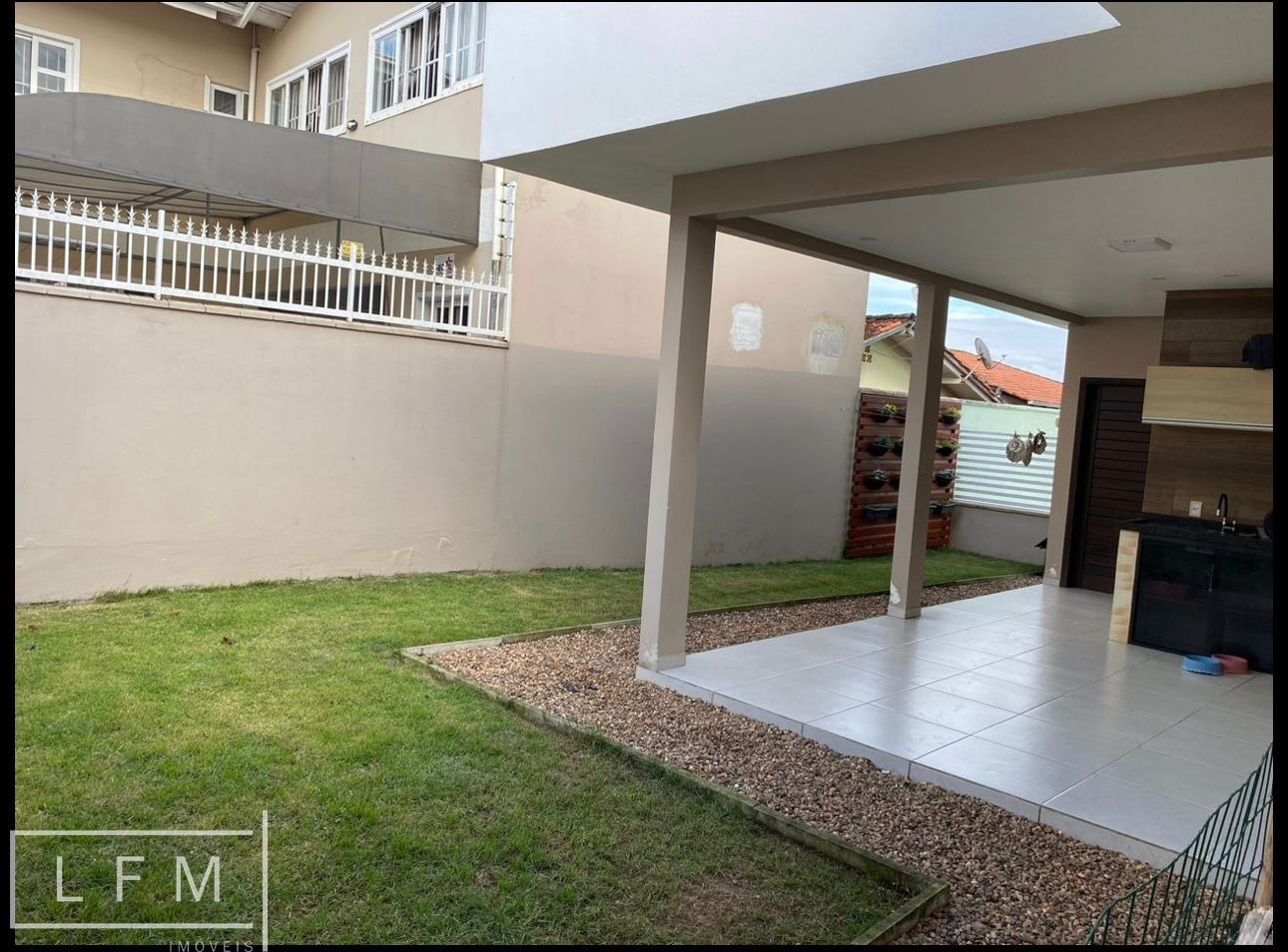 Casa à venda com 2 quartos, 150m² - Foto 15