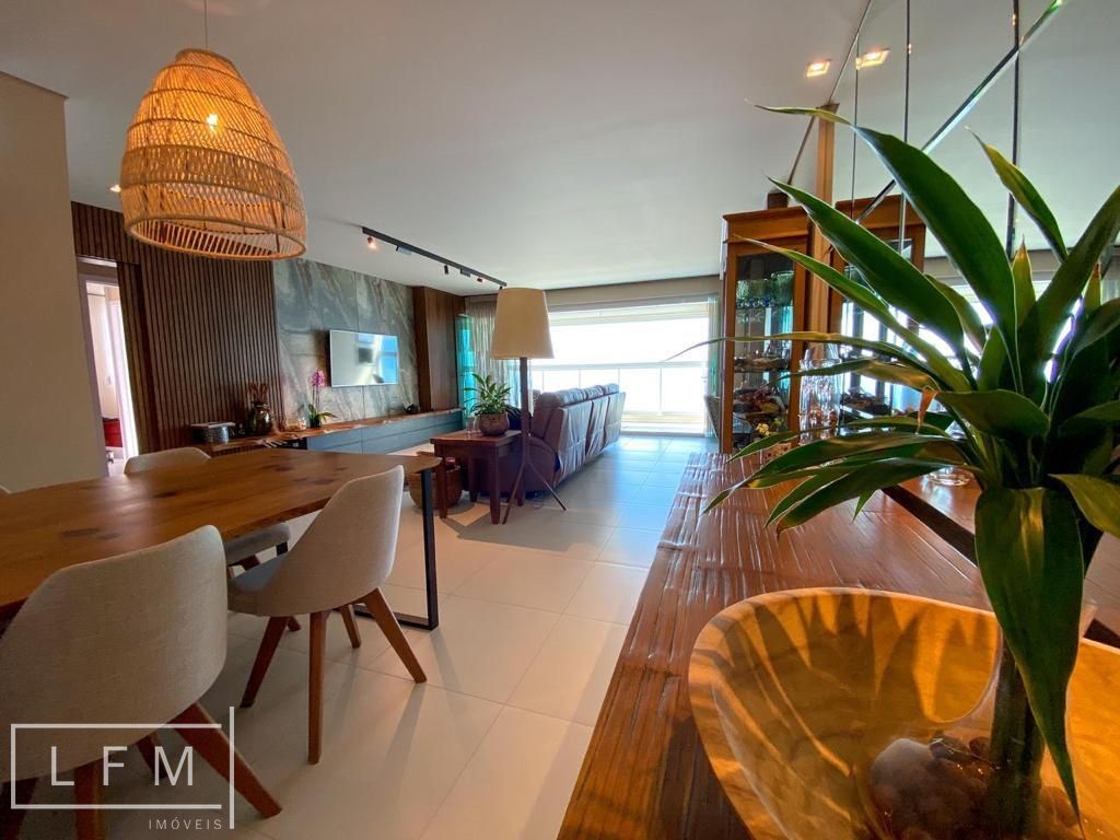 Apartamento tres suite todo mobiliado em Balneário Piçarras Sc