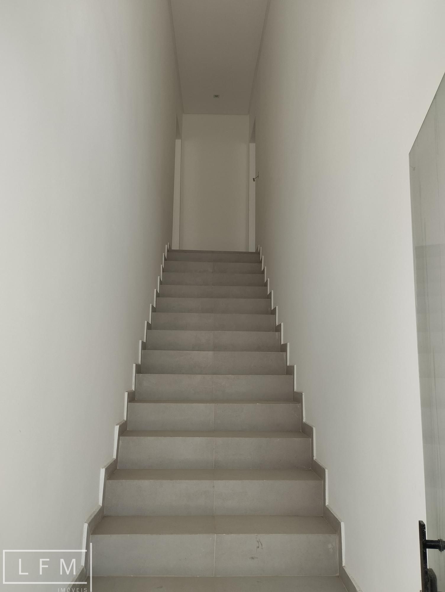 Conjunto Comercial-Sala à venda e aluguel com 1 quarto, 82m² - Foto 12