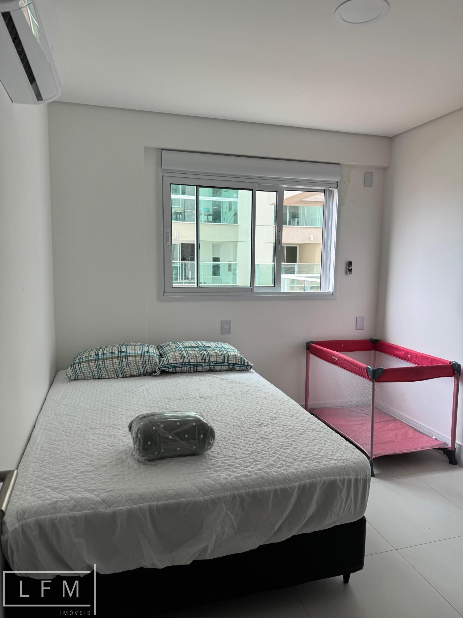Apartamento frente em Balneário Piçarras Sc