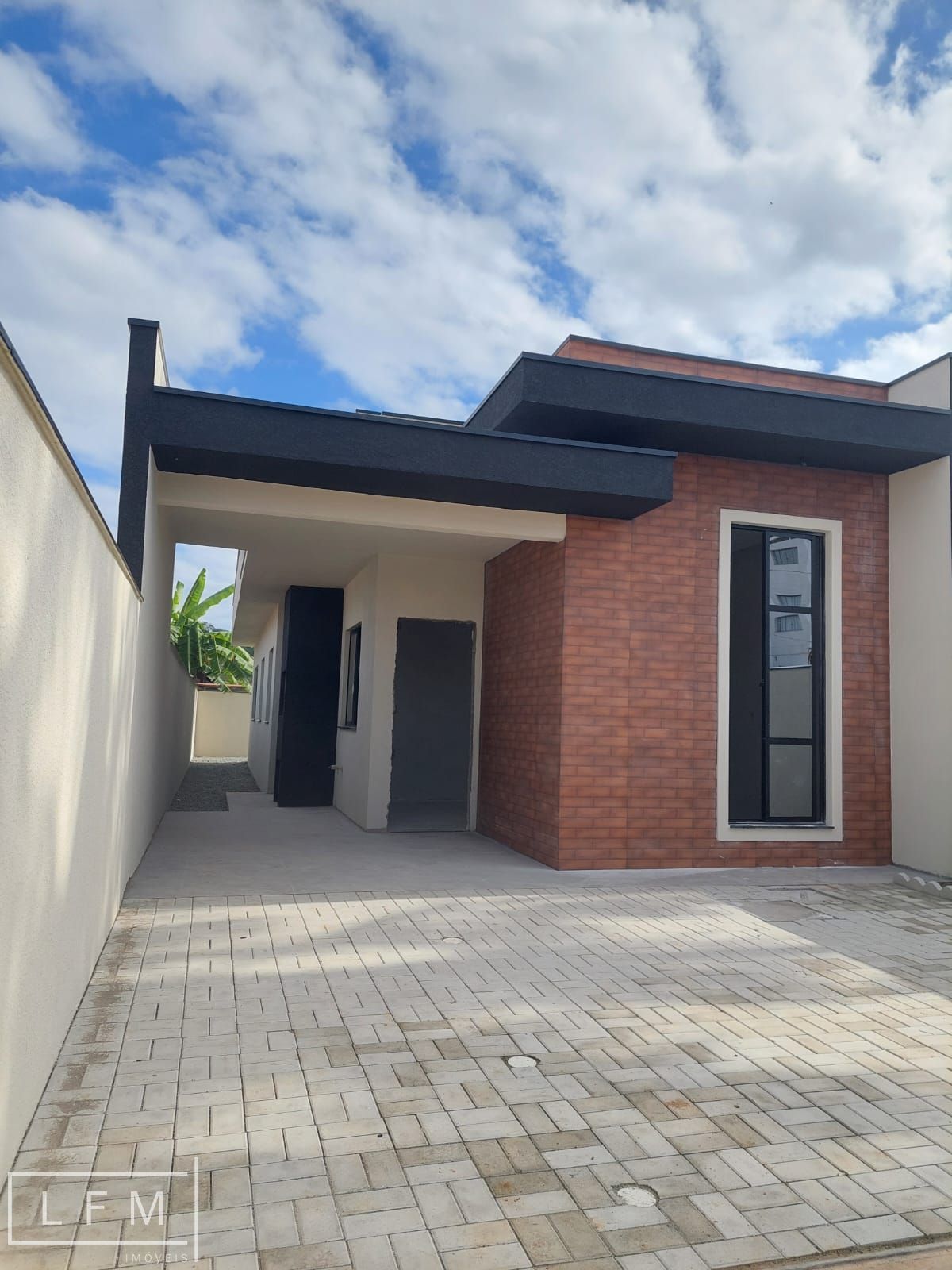 Casa térrea geminada em Barra Velha Sc