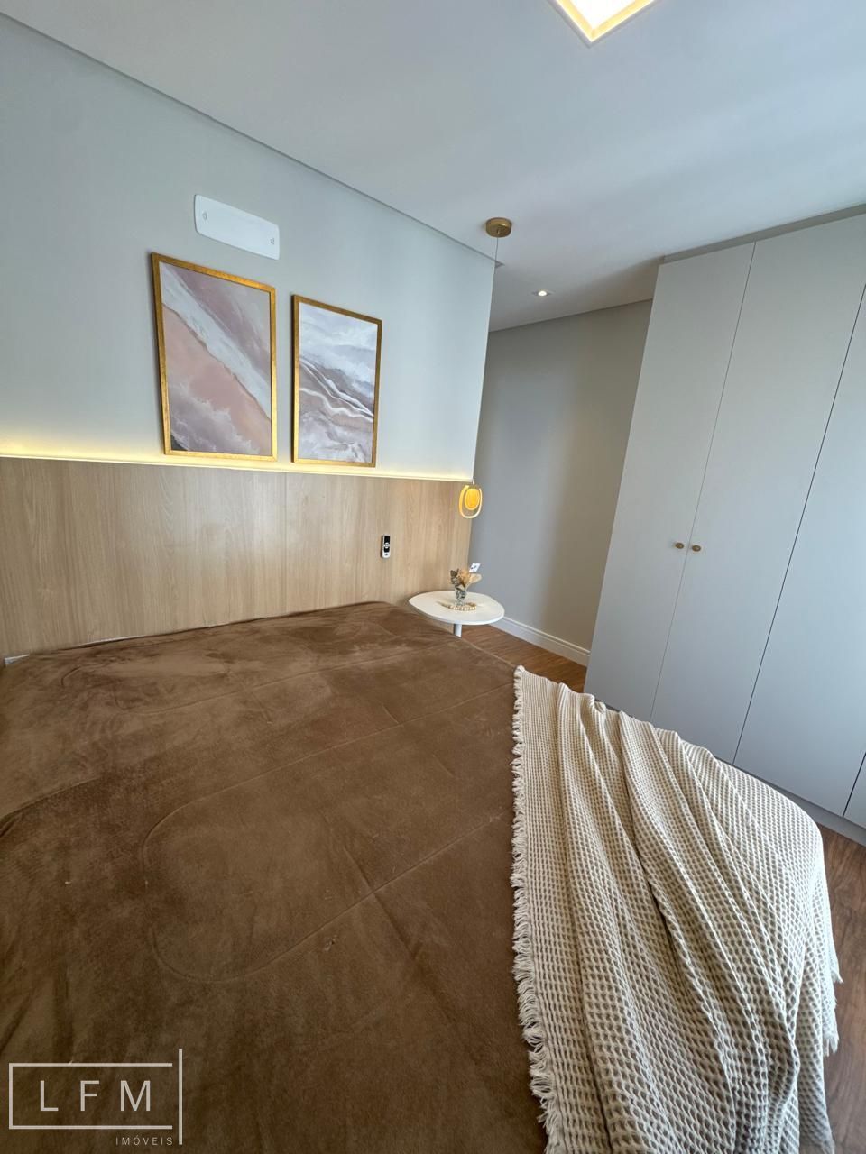 Apartamento frente em Balneário Piçarras SC