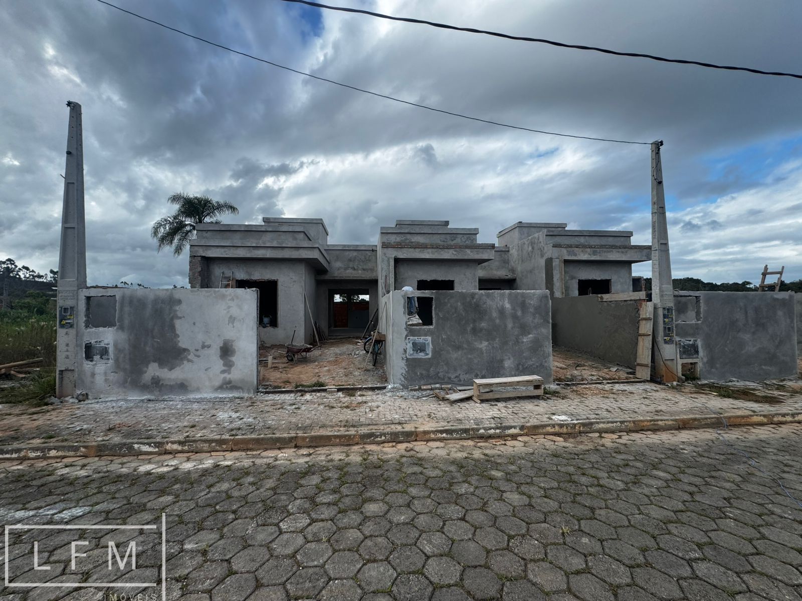 Casa à venda  no Itacolomi - Balneário Piçarras, SC. Imóveis