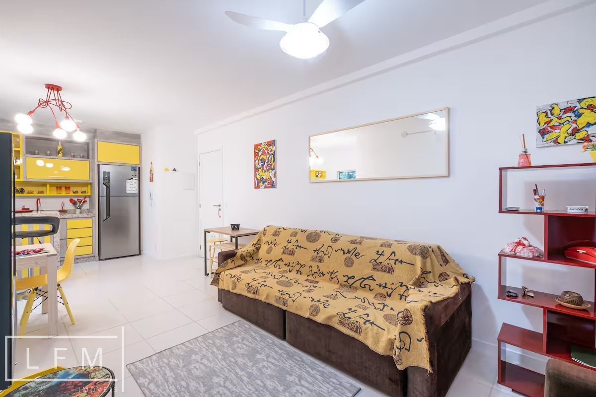 Apartamento mobiliado em home club santorini rogga