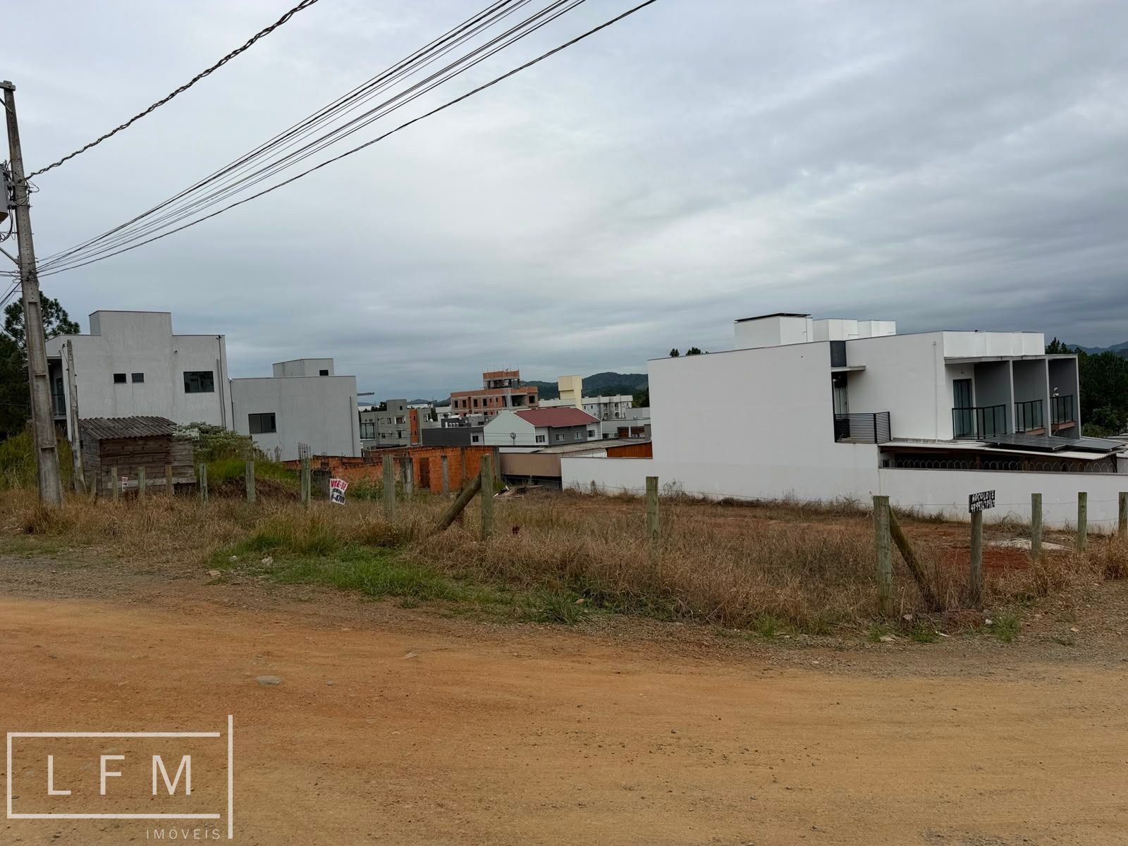 Dois terrenos juntos em balneario picarras sc