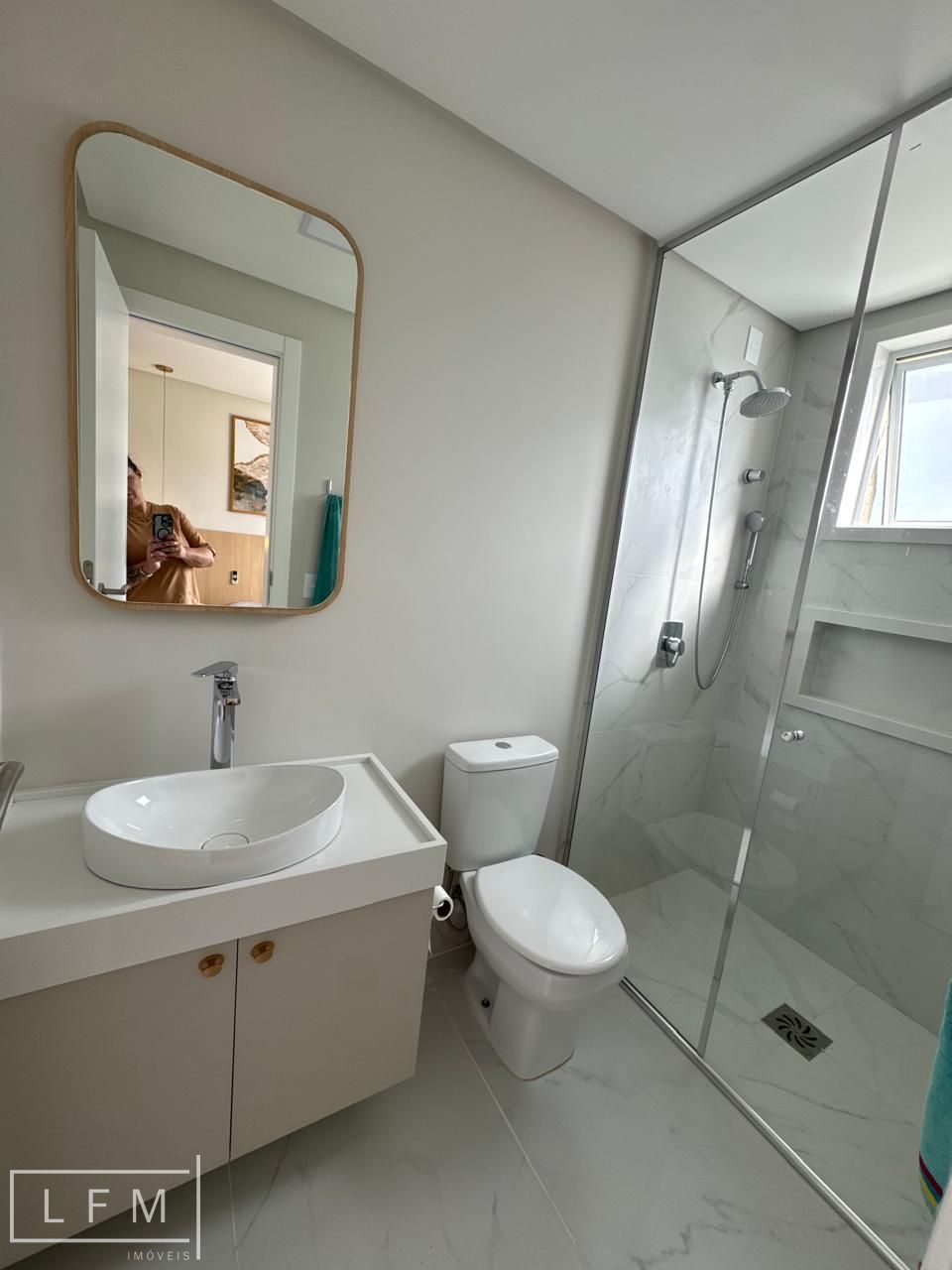 Apartamento frente em Balneário Piçarras SC