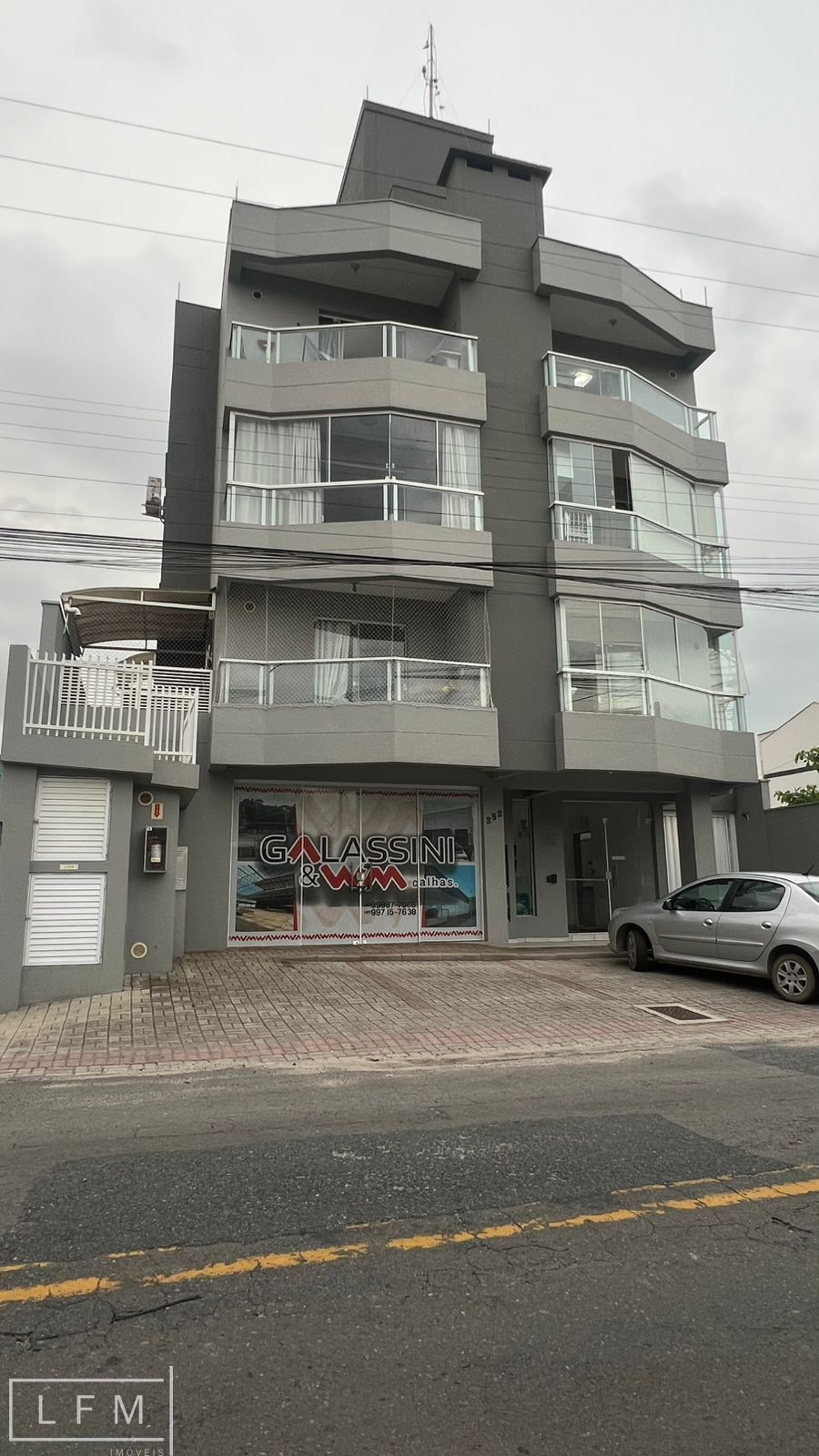 Sala comercial à venda  no Centro - Navegantes, SC. Imóveis