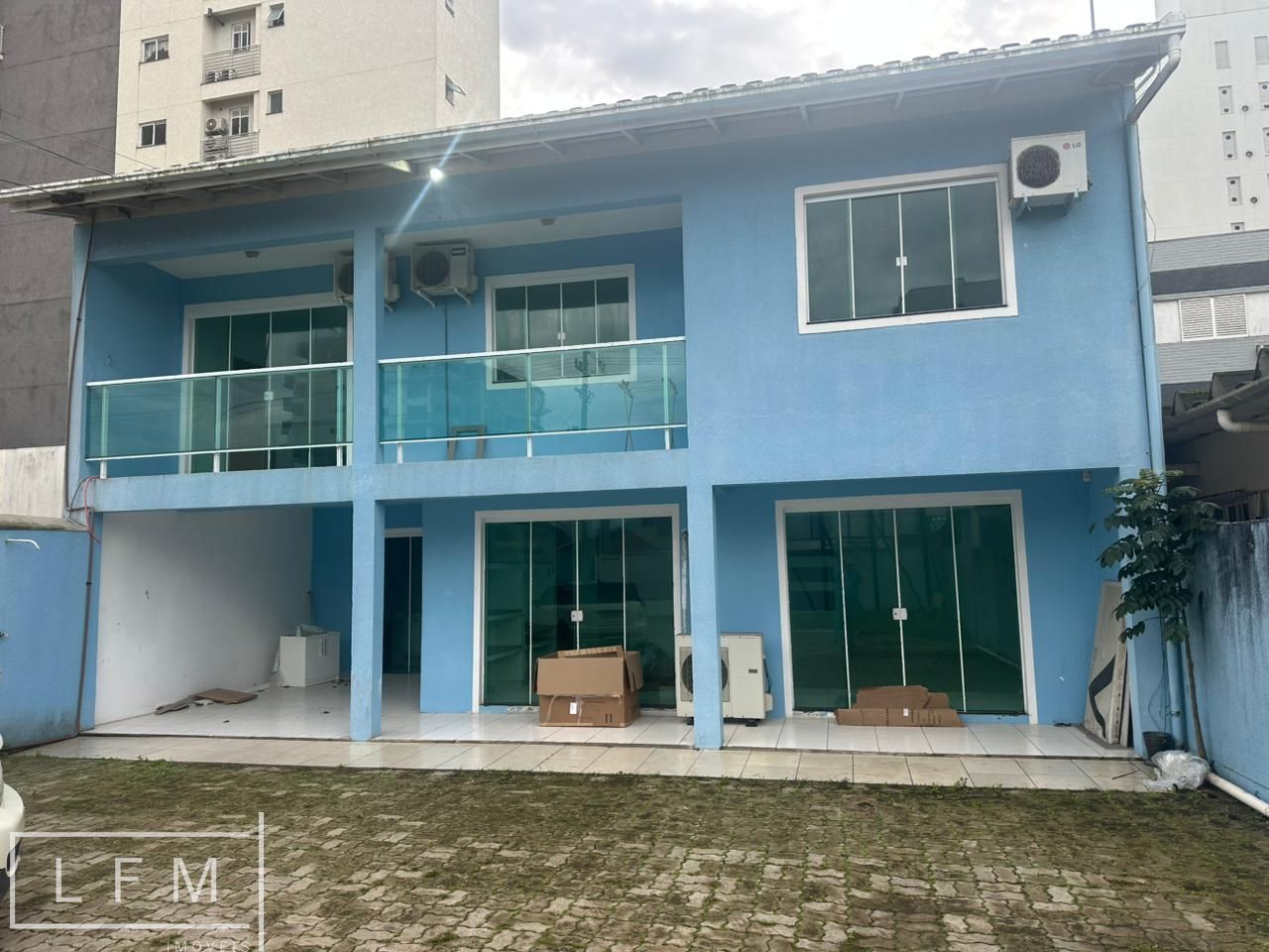 Casa para alugar  no Centro - Balneário Piçarras, SC. Imóveis