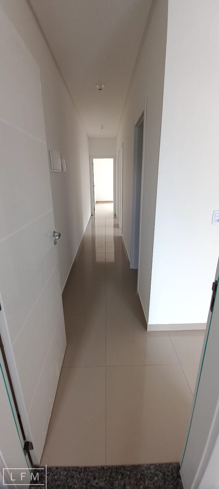 Apartamento à venda com 2 quartos, 85m² - Foto 13