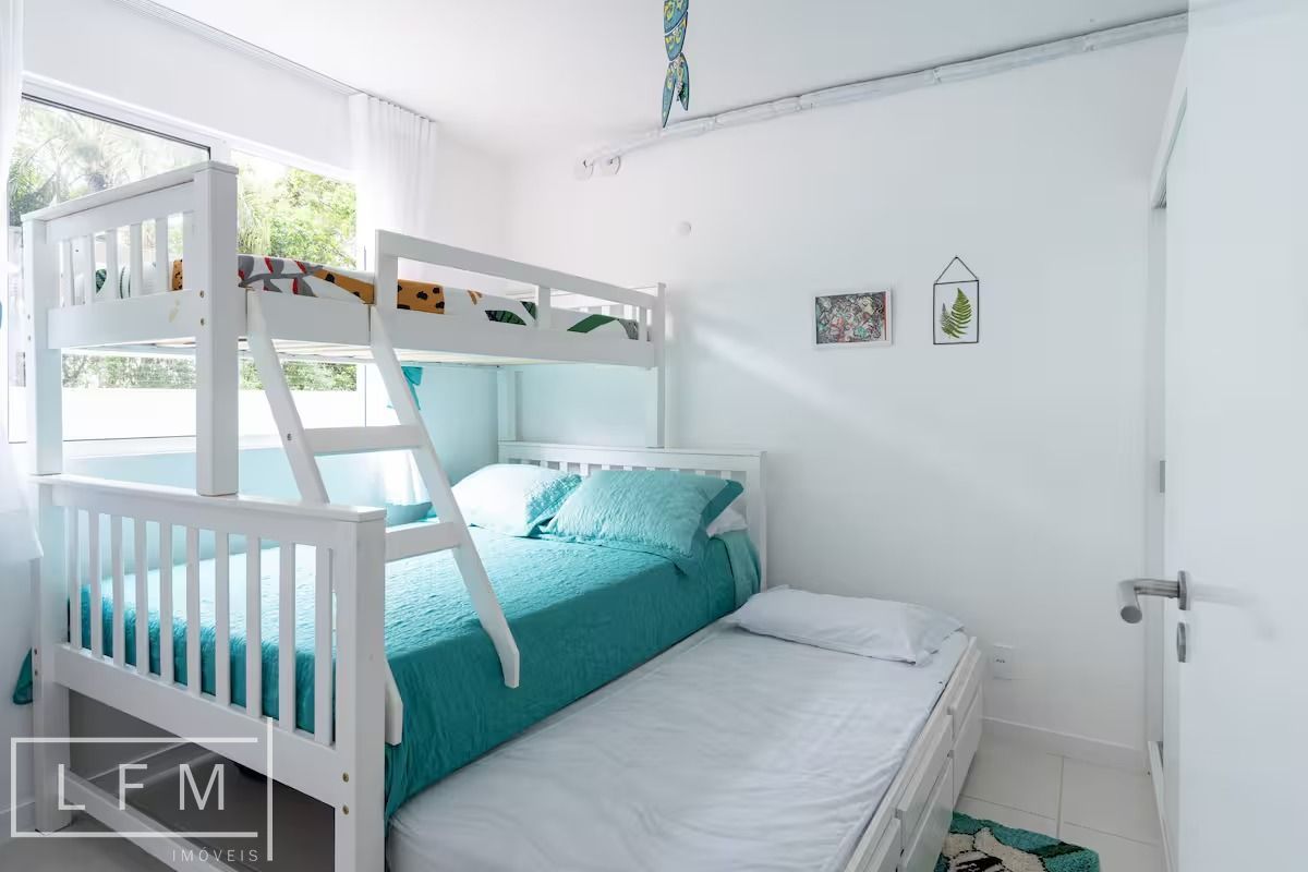 Apartamento mobiliado em home club santorini rogga