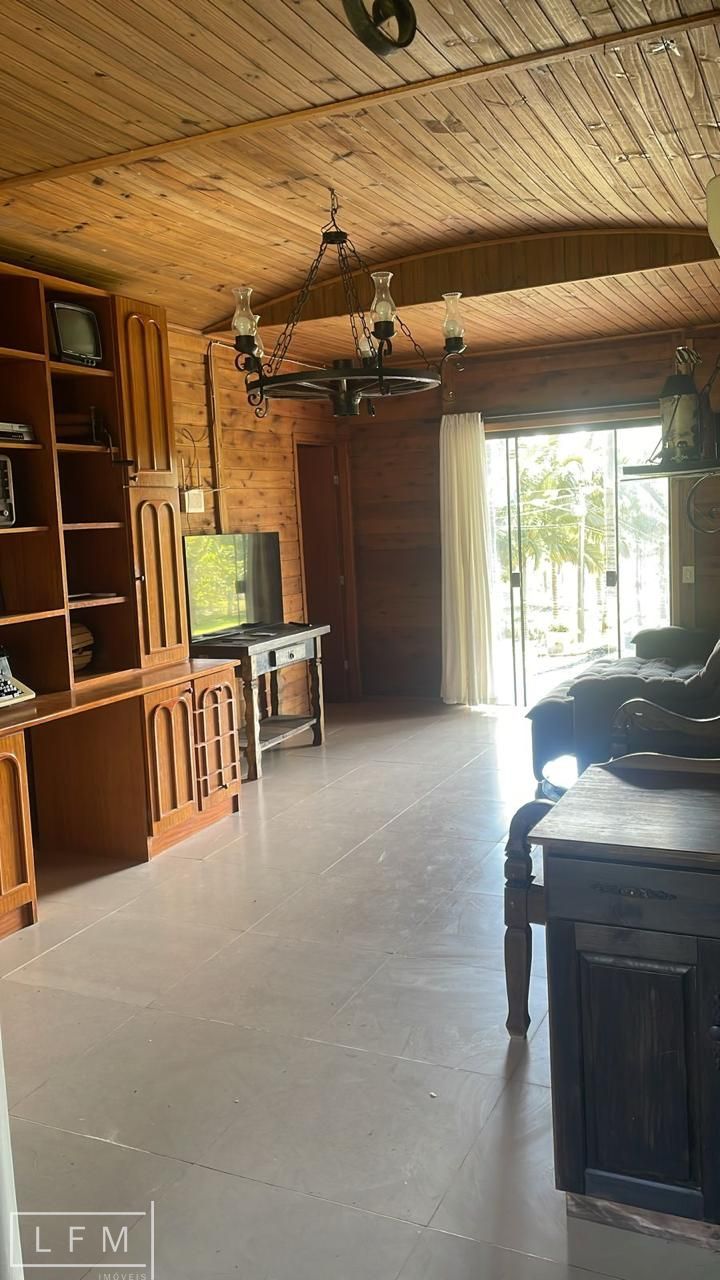 Chácara à venda com 3 quartos, 5600m² - Foto 13
