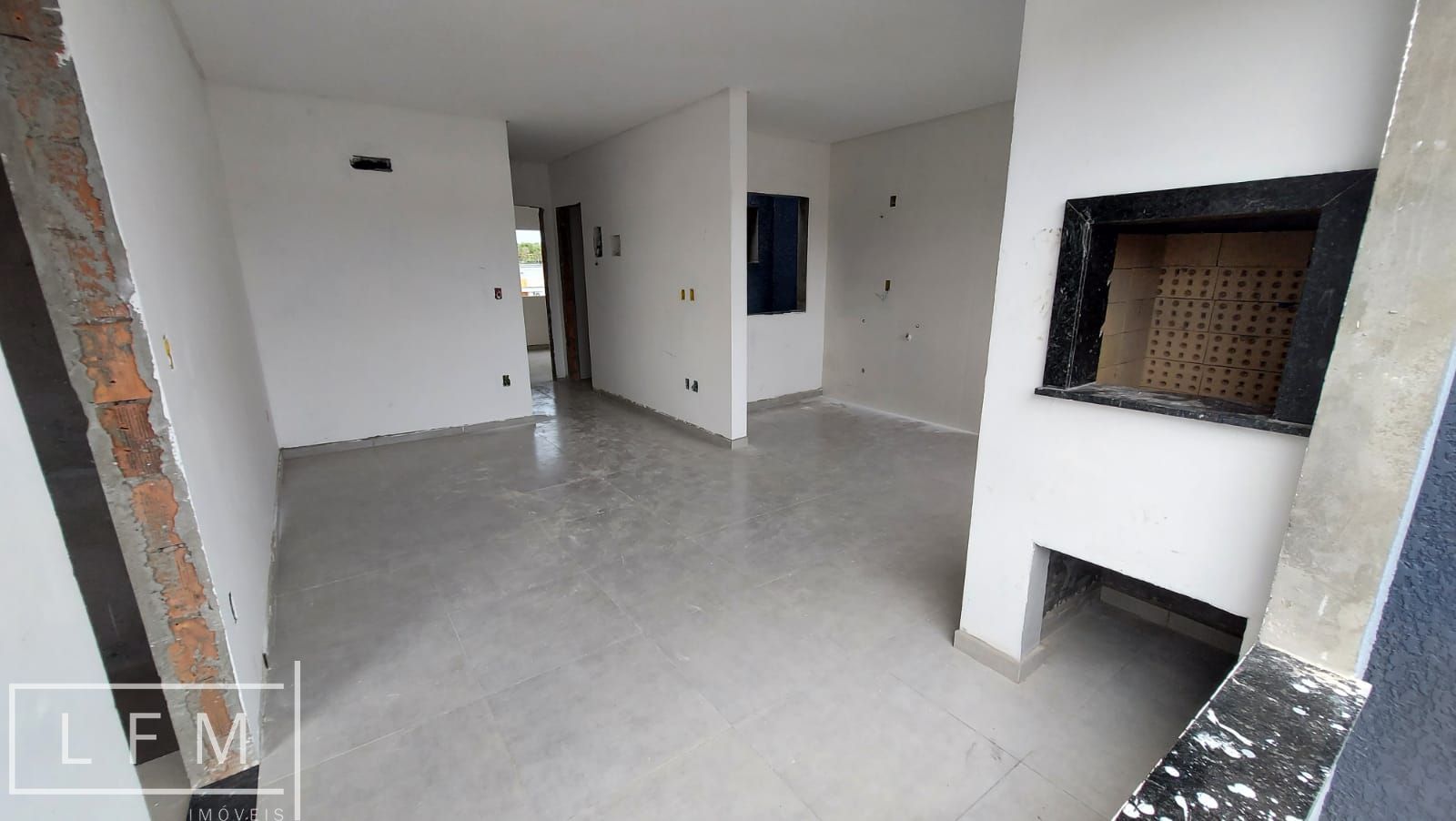 Apartamento com 2 Dormitórios à venda, 69 m² por R$ 369.000,00 Apartamento com 2 Dormitórios à venda, 69 m² por R$ 369.000,00