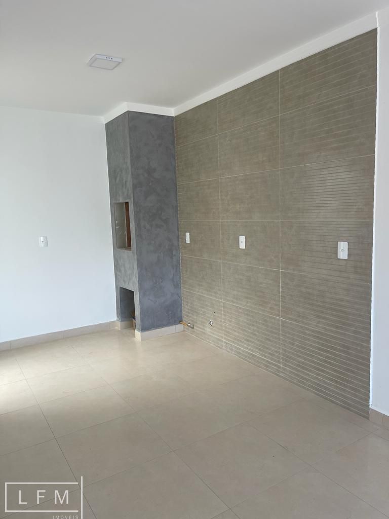 Casa à venda com 2 quartos, 53m² - Foto 5
