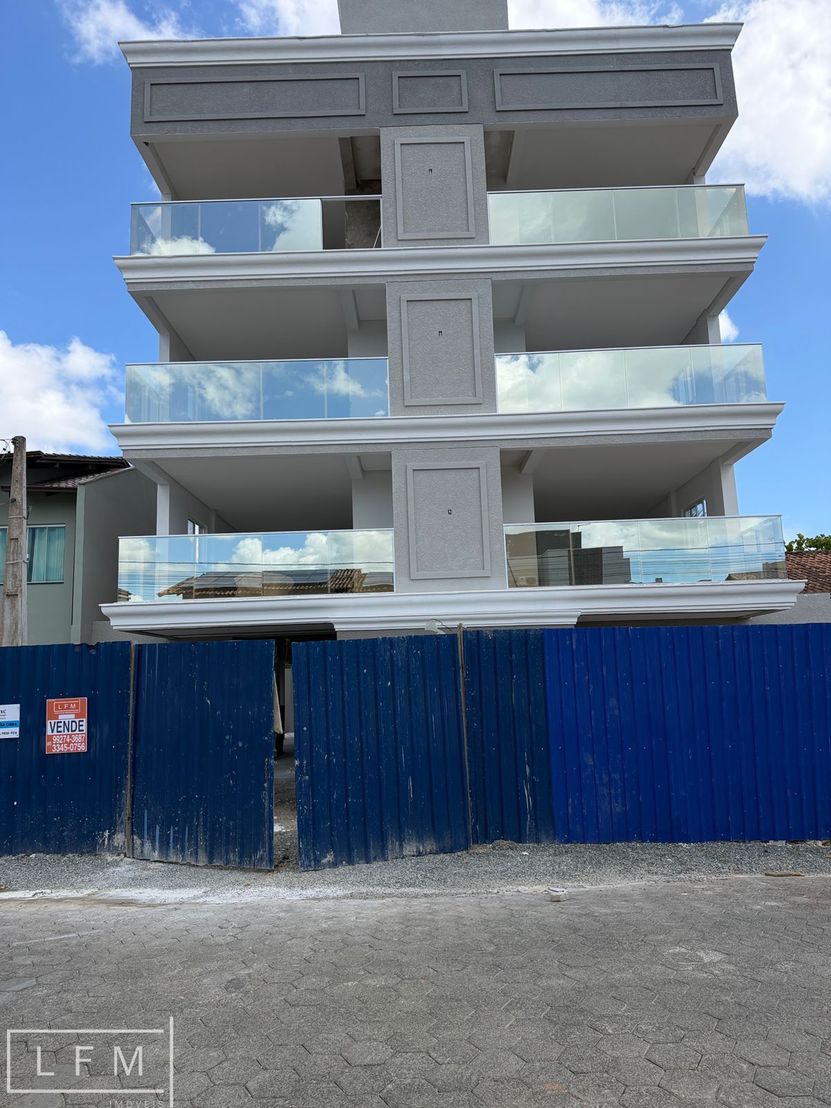 Apartamento à venda  no Itacolomi - Balneário Piçarras, SC. Imóveis