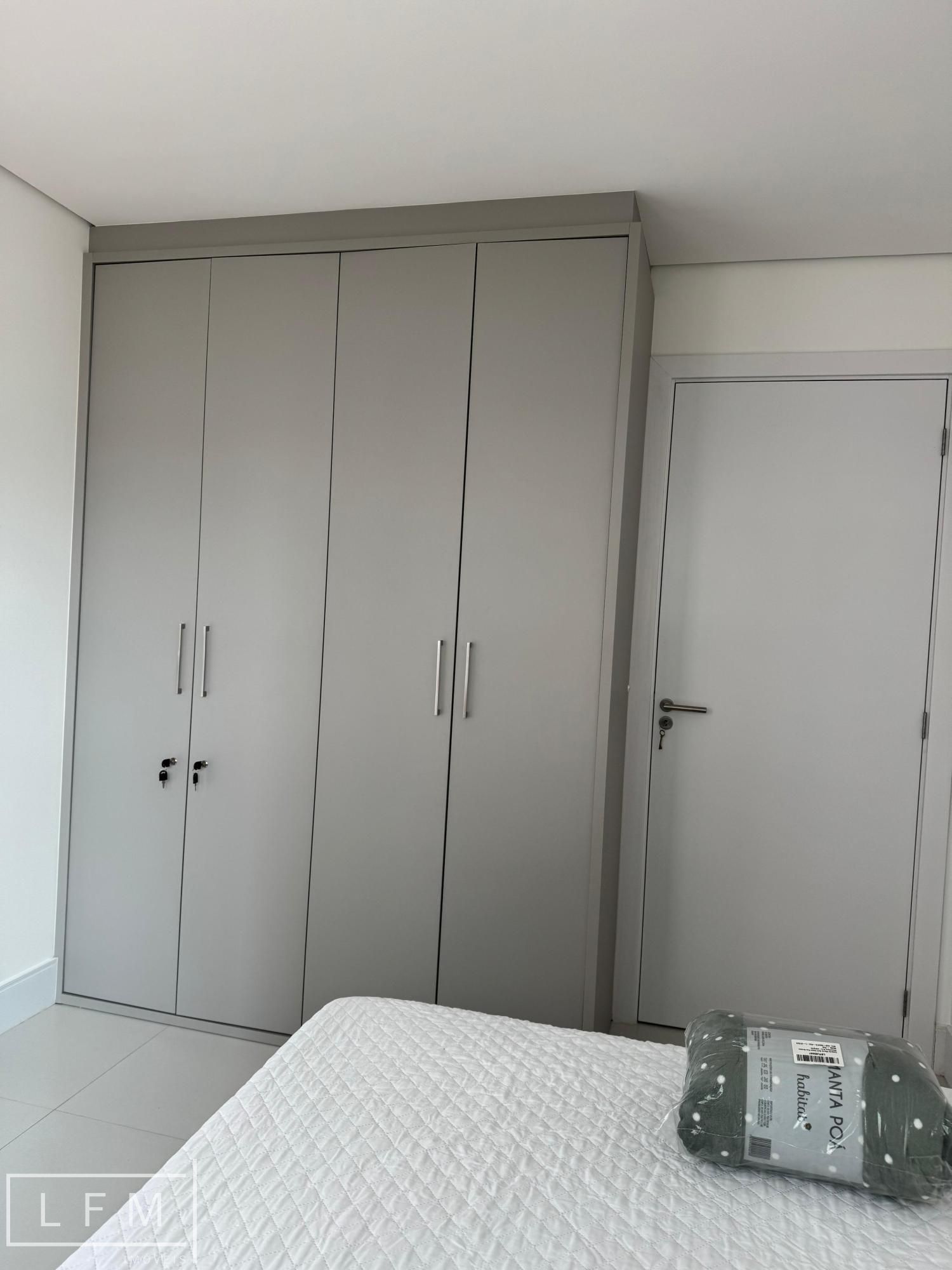 Apartamento frente em Balneário Piçarras Sc
