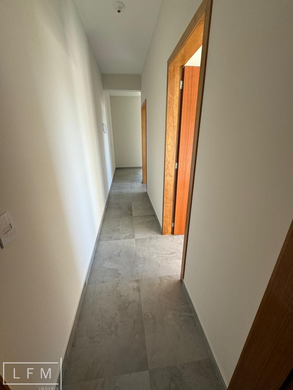 Apartamento à venda com 3 quartos, 87m² - Foto 13