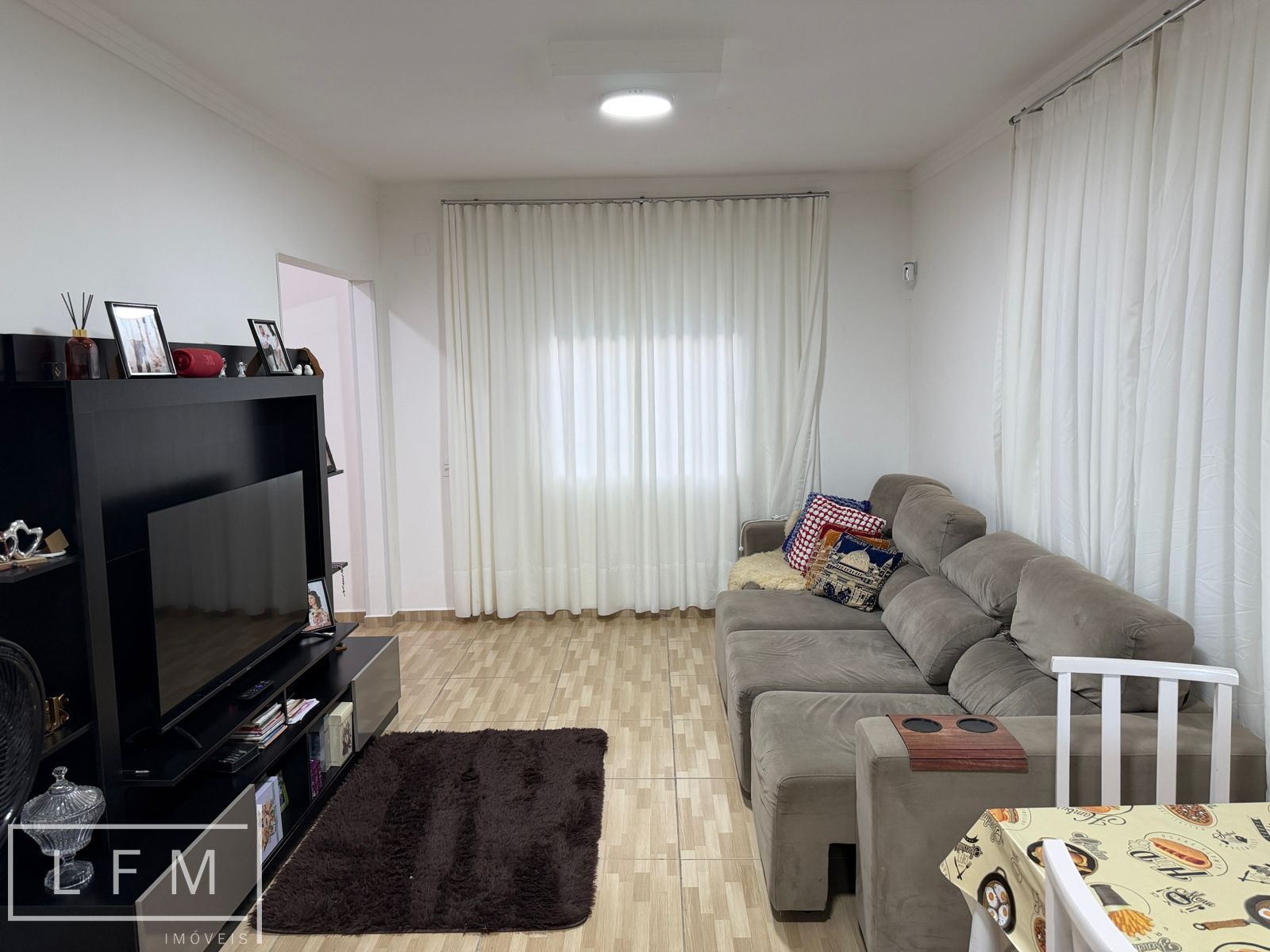 Casa no interior de barra velha