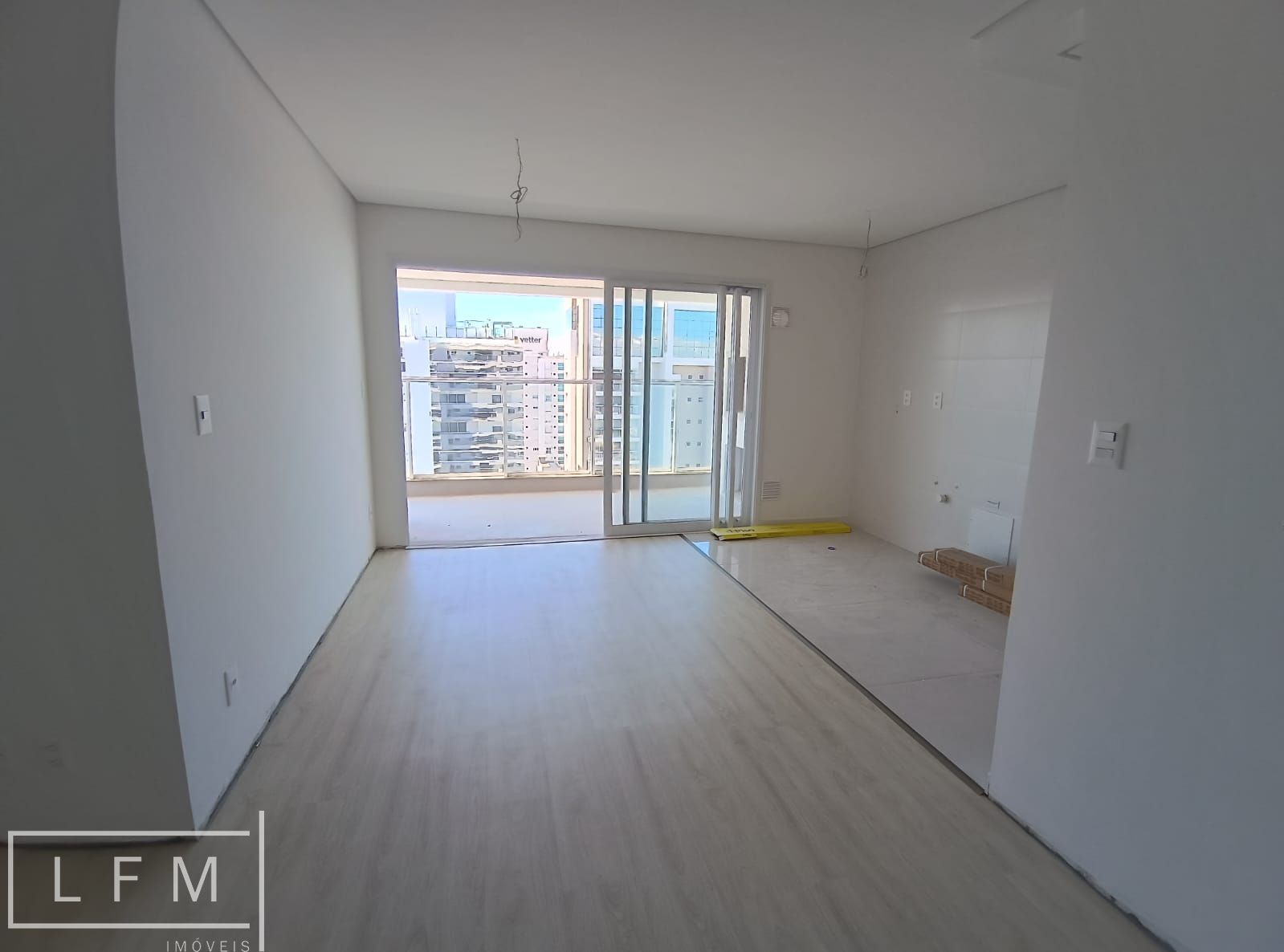 Apartamento à venda com 2 quartos, 93m² - Foto 7