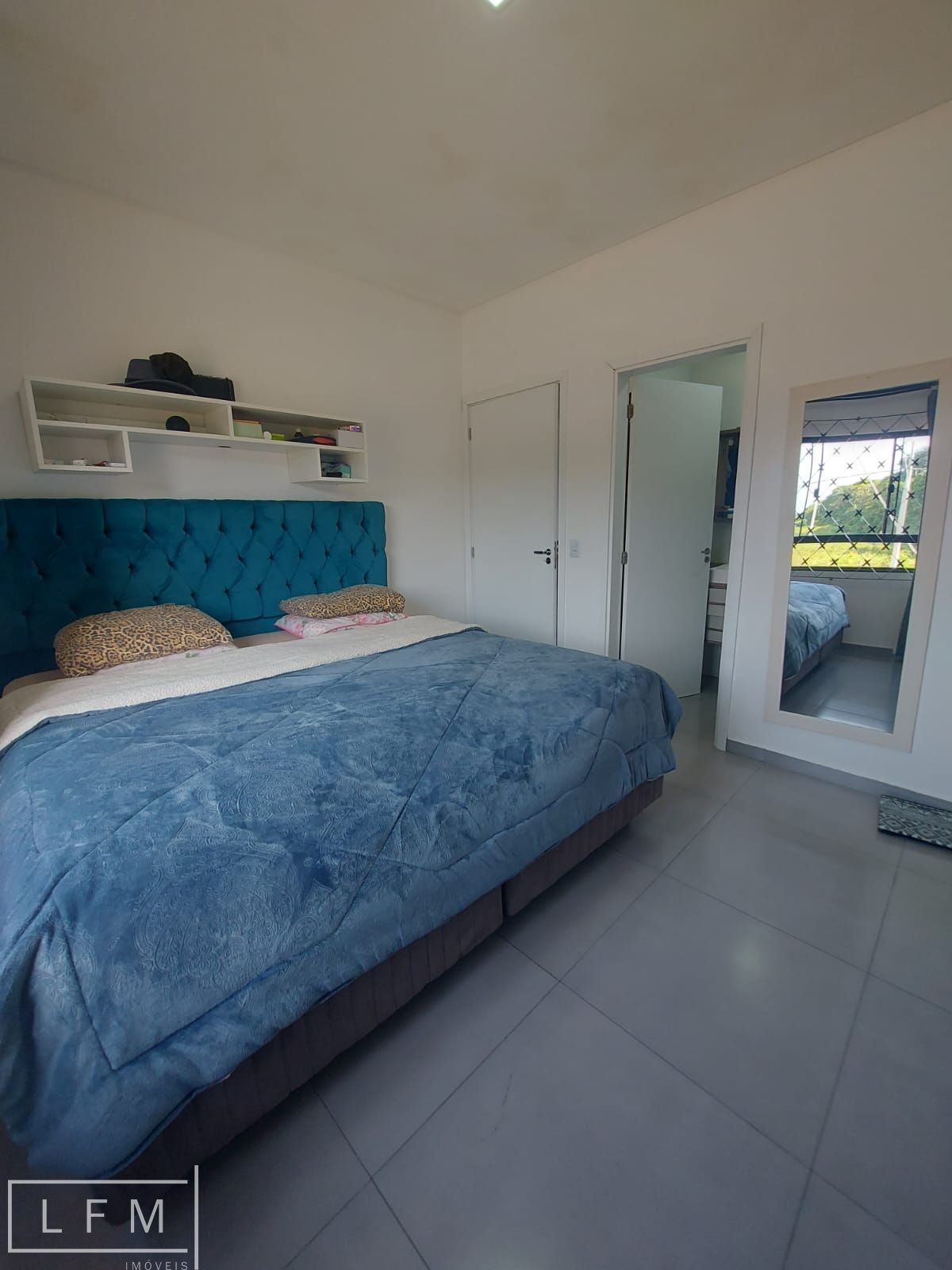 Apartamento à venda com 2 quartos, 70m² - Foto 15