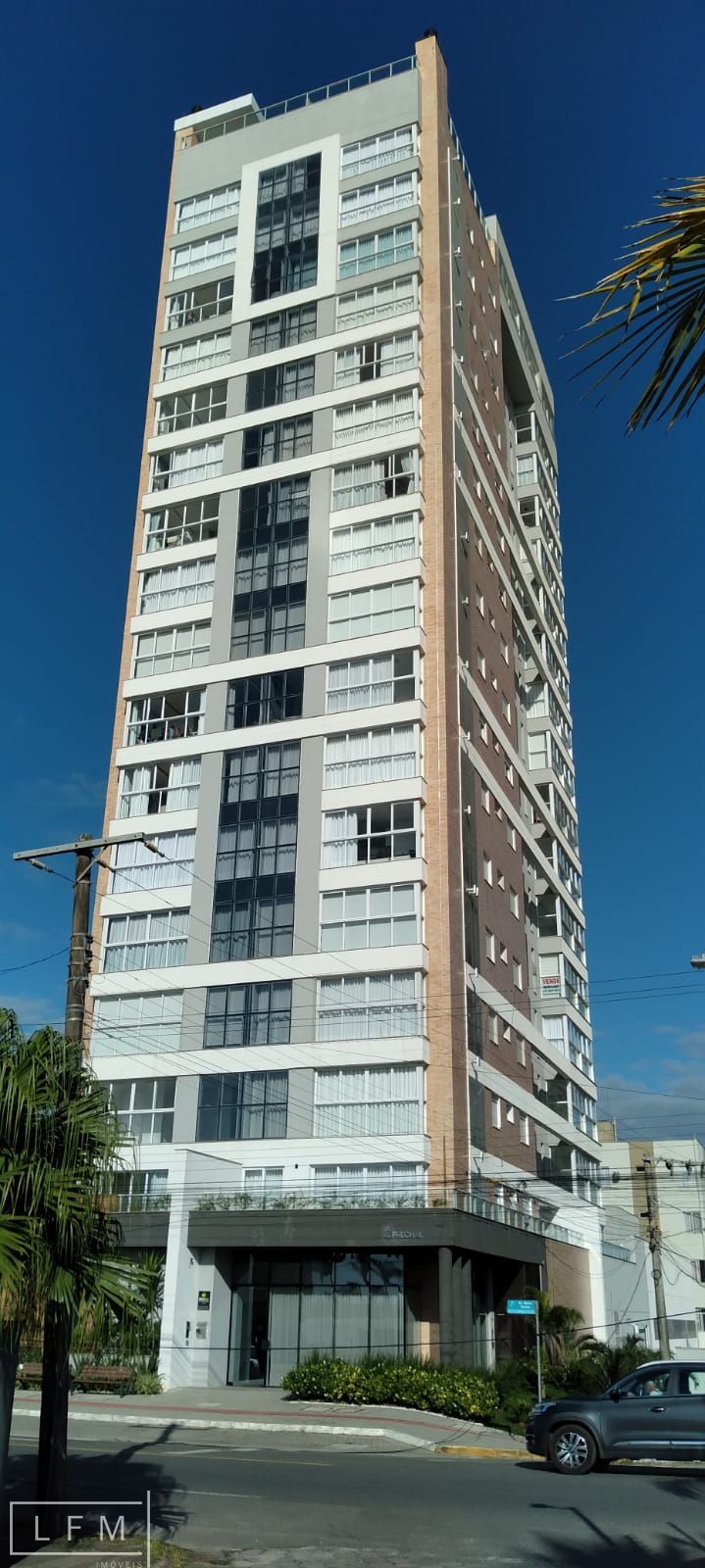 Apartamento  venda  no Centro - Balnerio Piarras, SC. Imveis