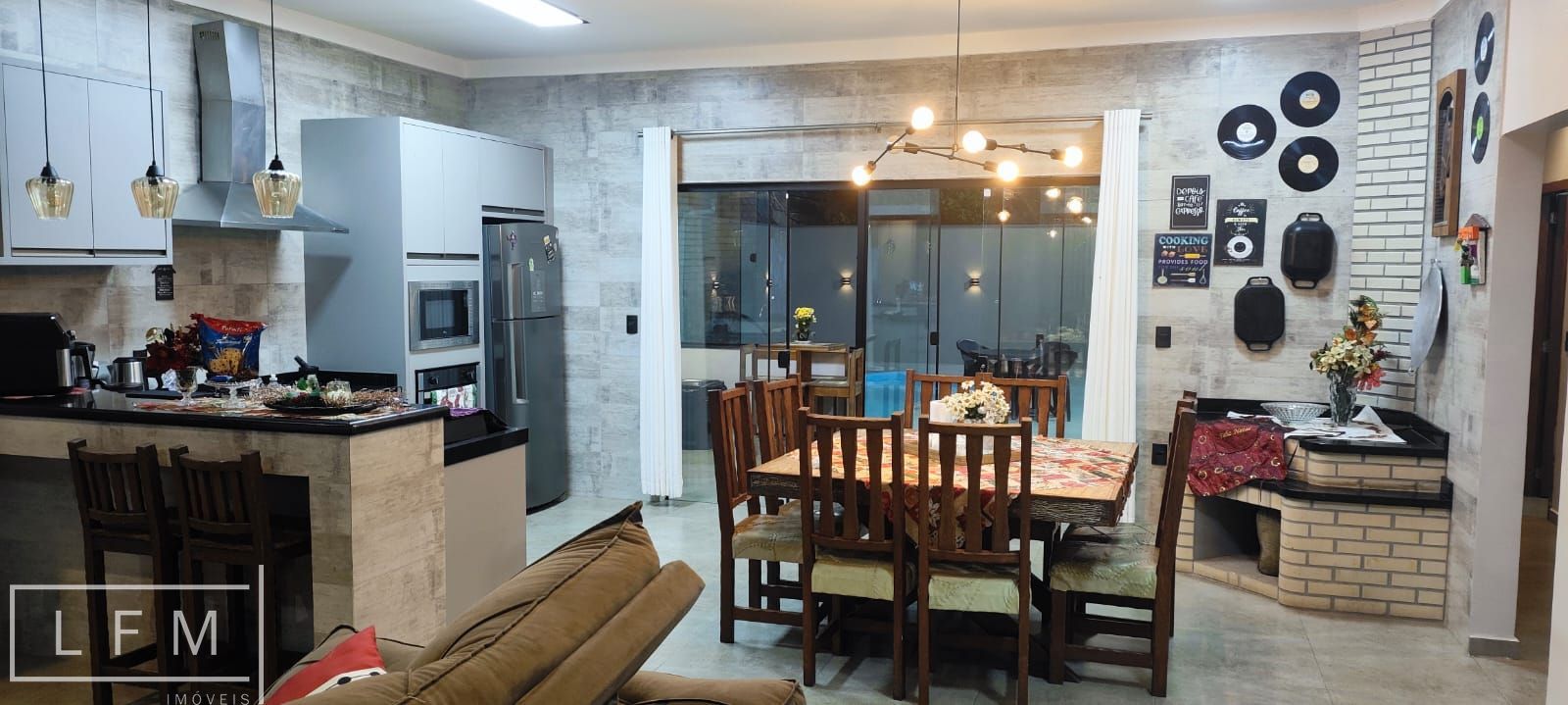 Casa à venda com 3 quartos, 250m² - Foto 20