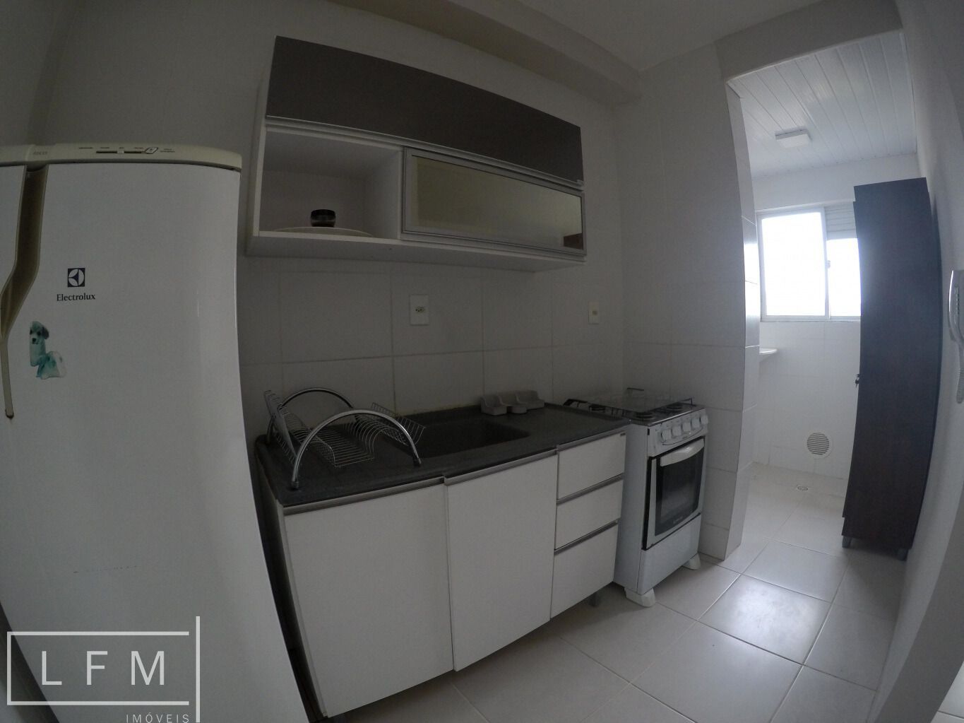 Apartamento à venda com 2 quartos, 64m² - Foto 14