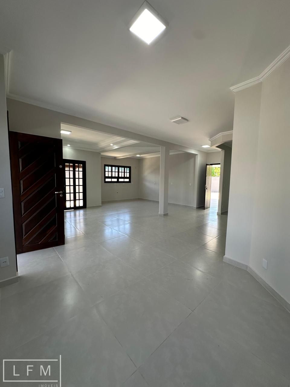 Casa à venda com 4 quartos, 232m² - Foto 14