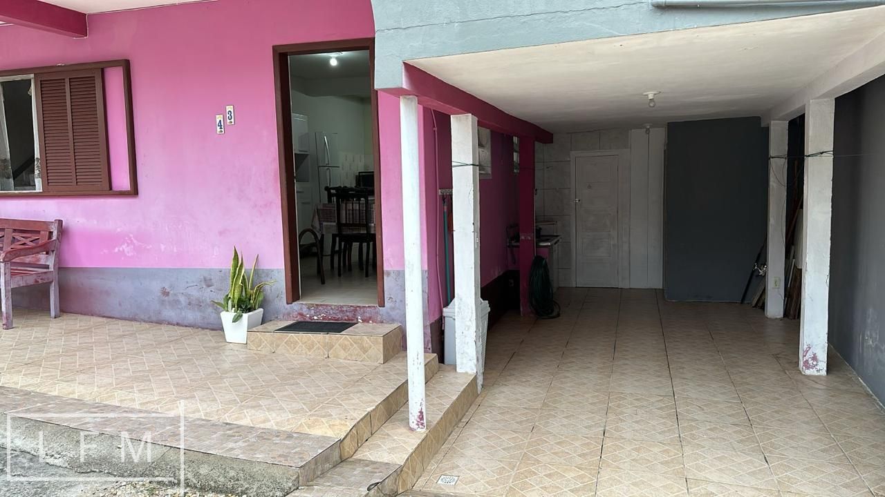 Casa à venda com 2 quartos, 150m² - Foto 11