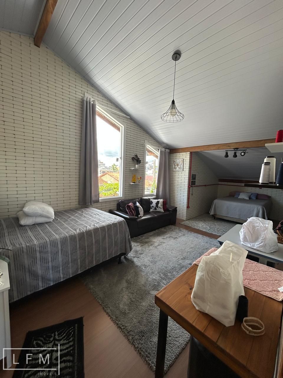 Casa, 3 quartos, 240 m² - Foto 33