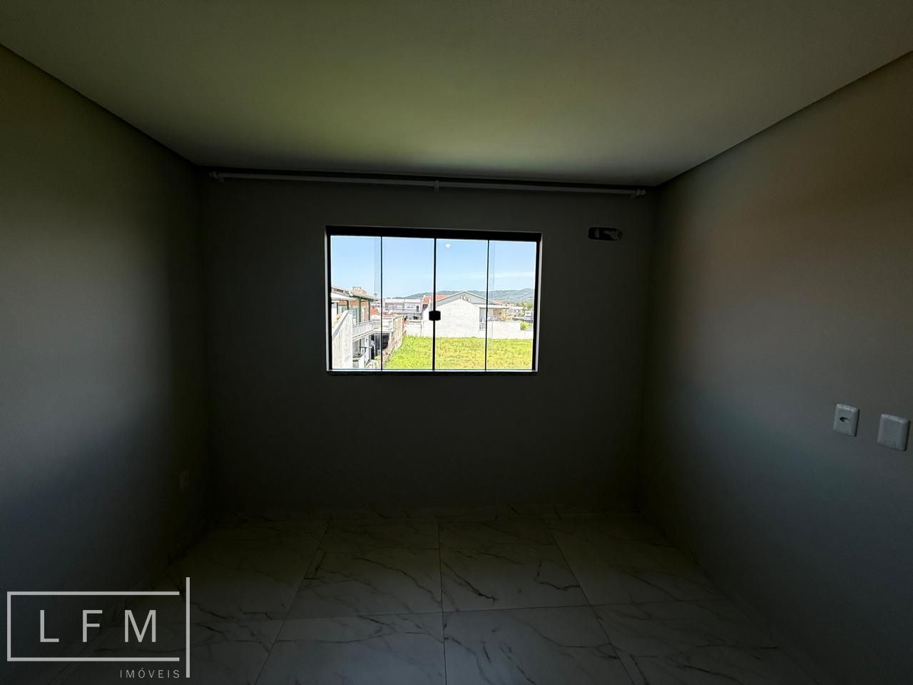 Apartamento proximo do mar em balneario picarras sc