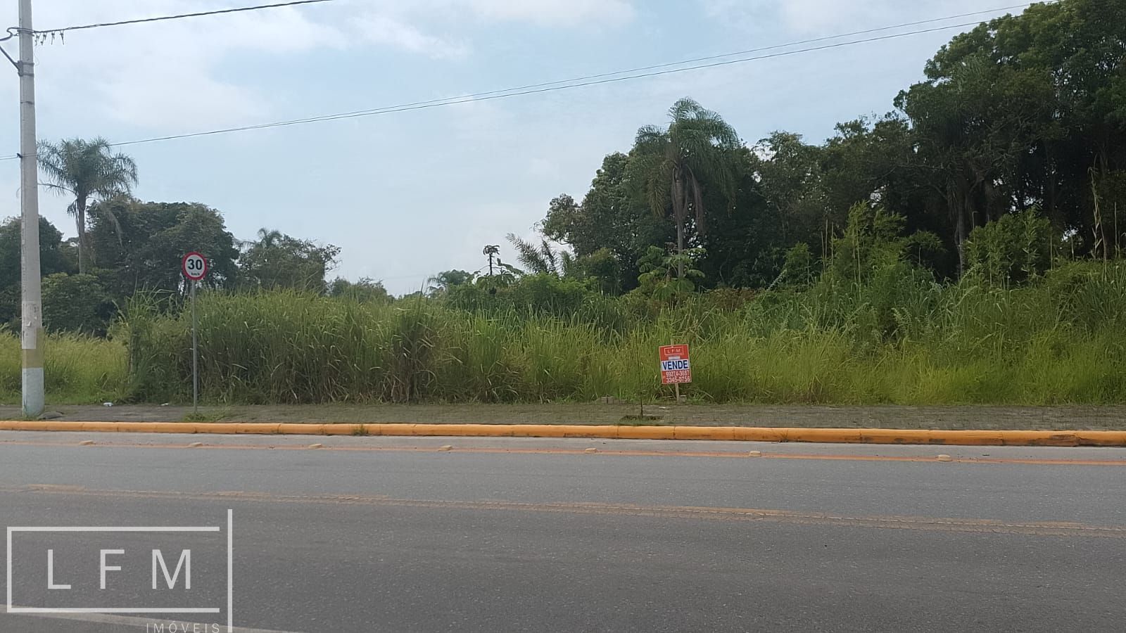 Terreno/Lote à venda  no Itacolomi - Balneário Piçarras, SC. Imóveis