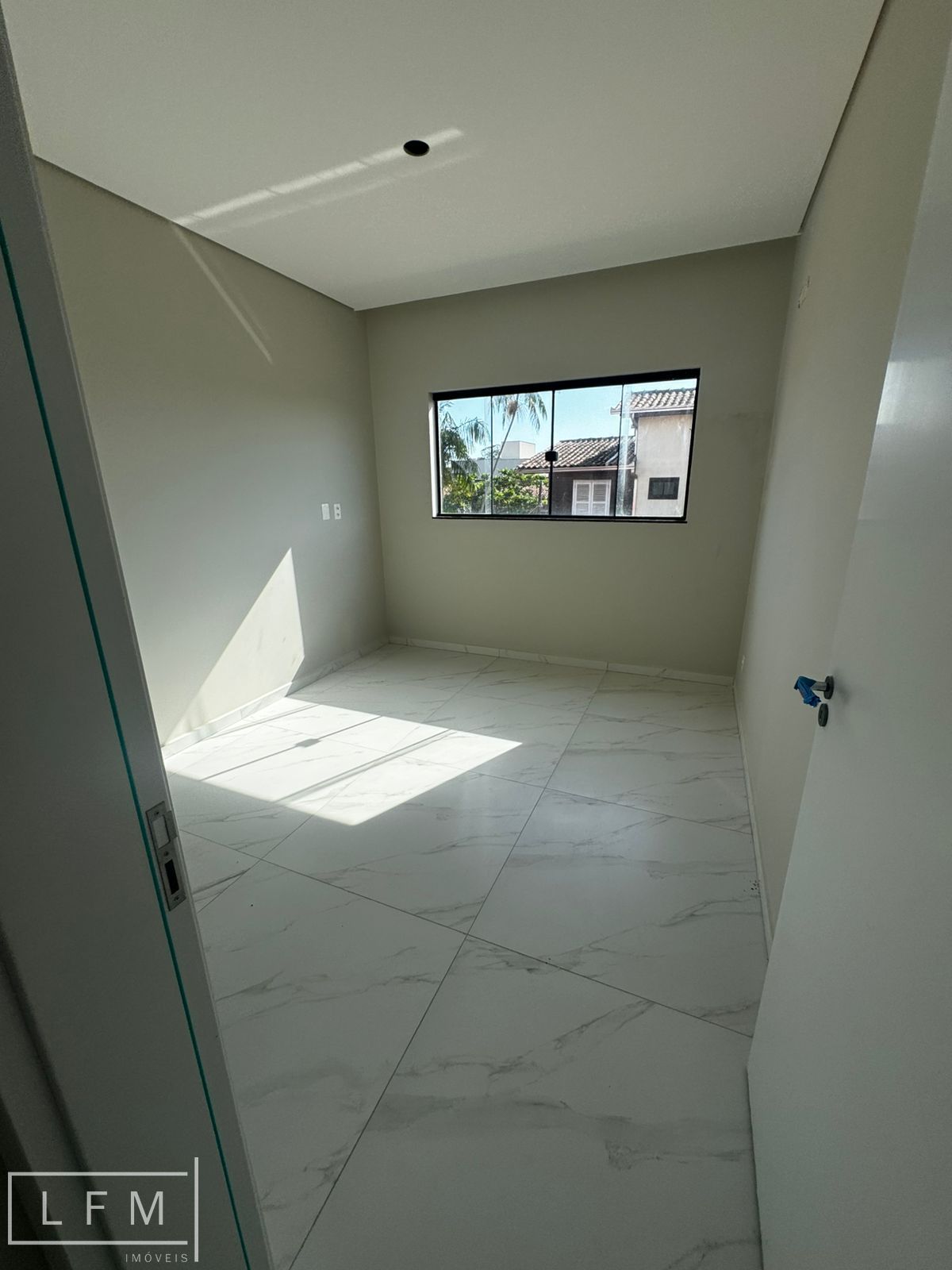 Apartamento perto da praia em barra velha sc