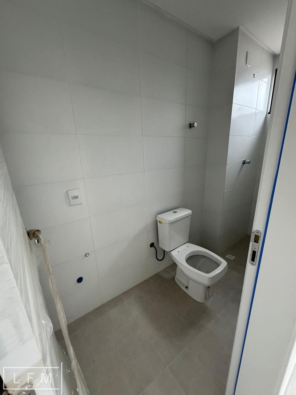 Apartamento à venda com 2 quartos, 66m² - Foto 22