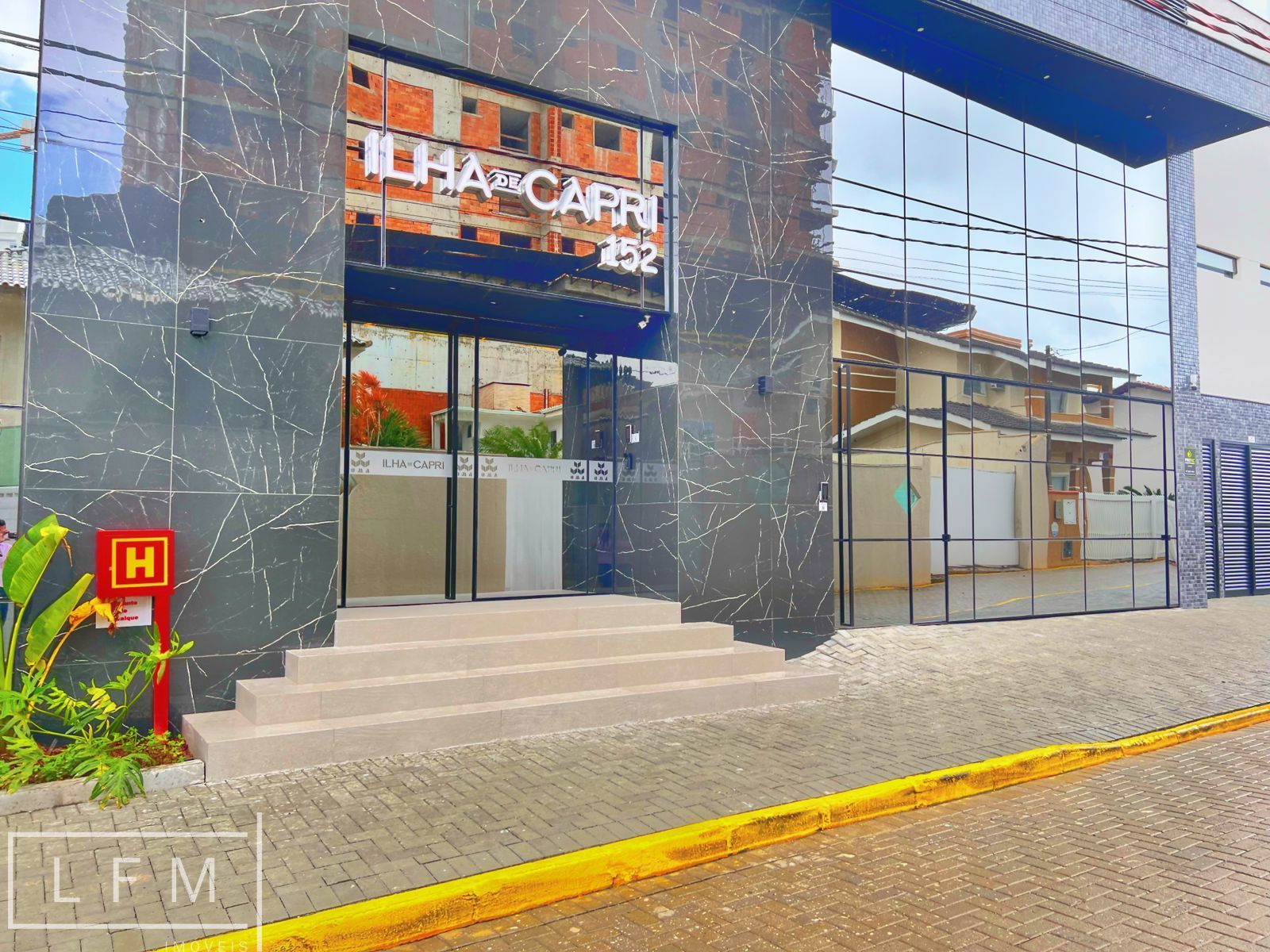 Apartamento, 3 quartos, 134 m² - Foto 2