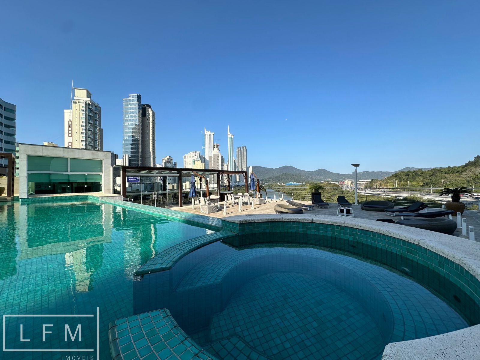 Apartamento, 4 quartos, 220 m² - Foto 11