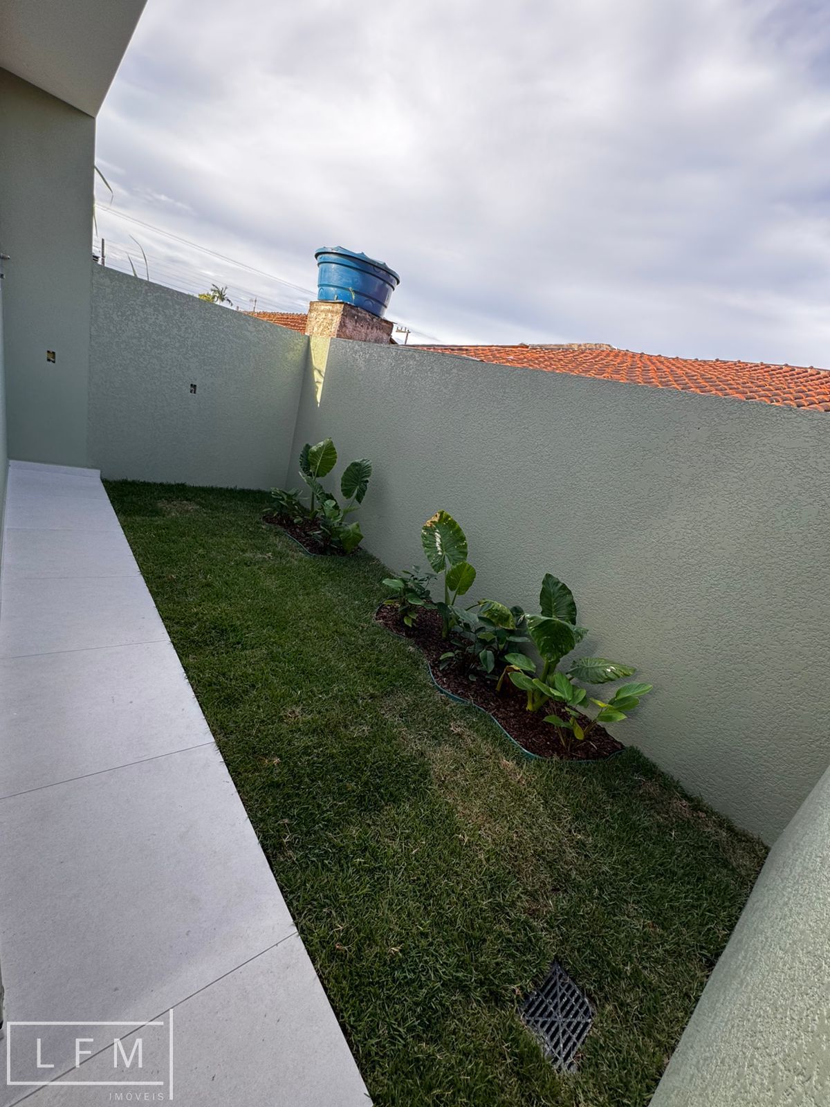 Casa geminada alto padrão pronta para morar em Barra Velha Sc