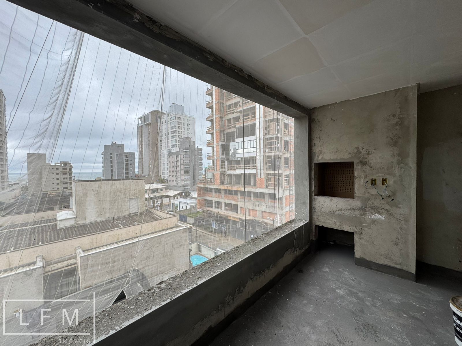 Apartamento proximo do mar em Balneario Picarras Sc