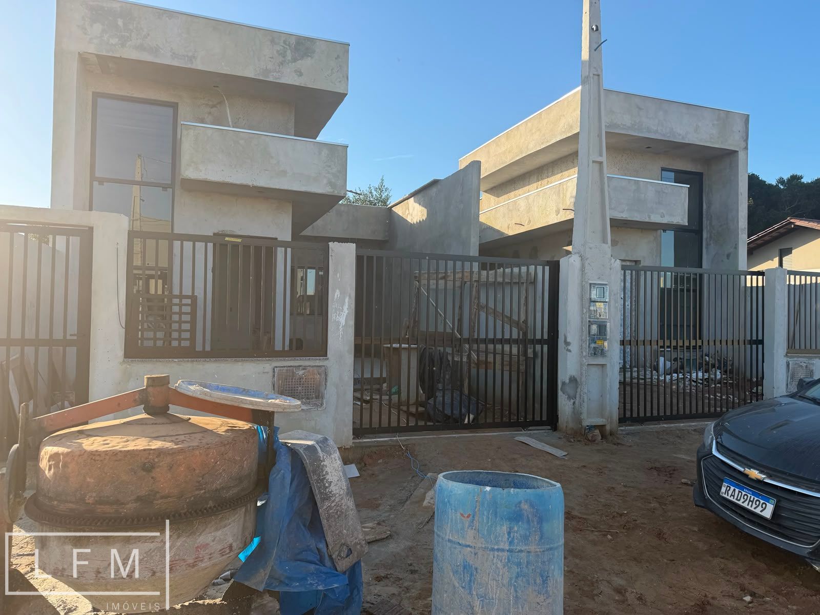 Casa térrea geminada em Balneário Piçarras Sc