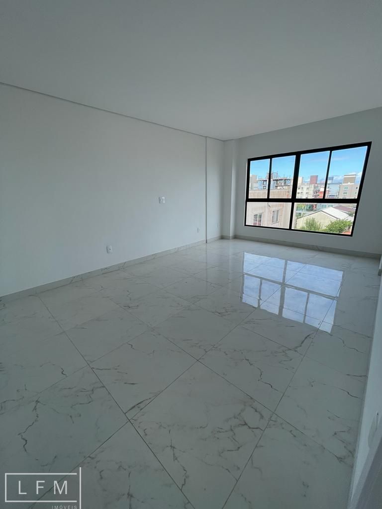 Apartamento à venda com 3 quartos, 125m² - Foto 20