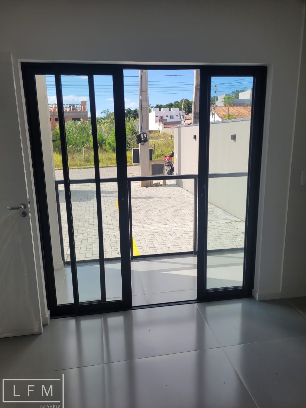 Apartamento à venda com 3 quartos, 82m² - Foto 4