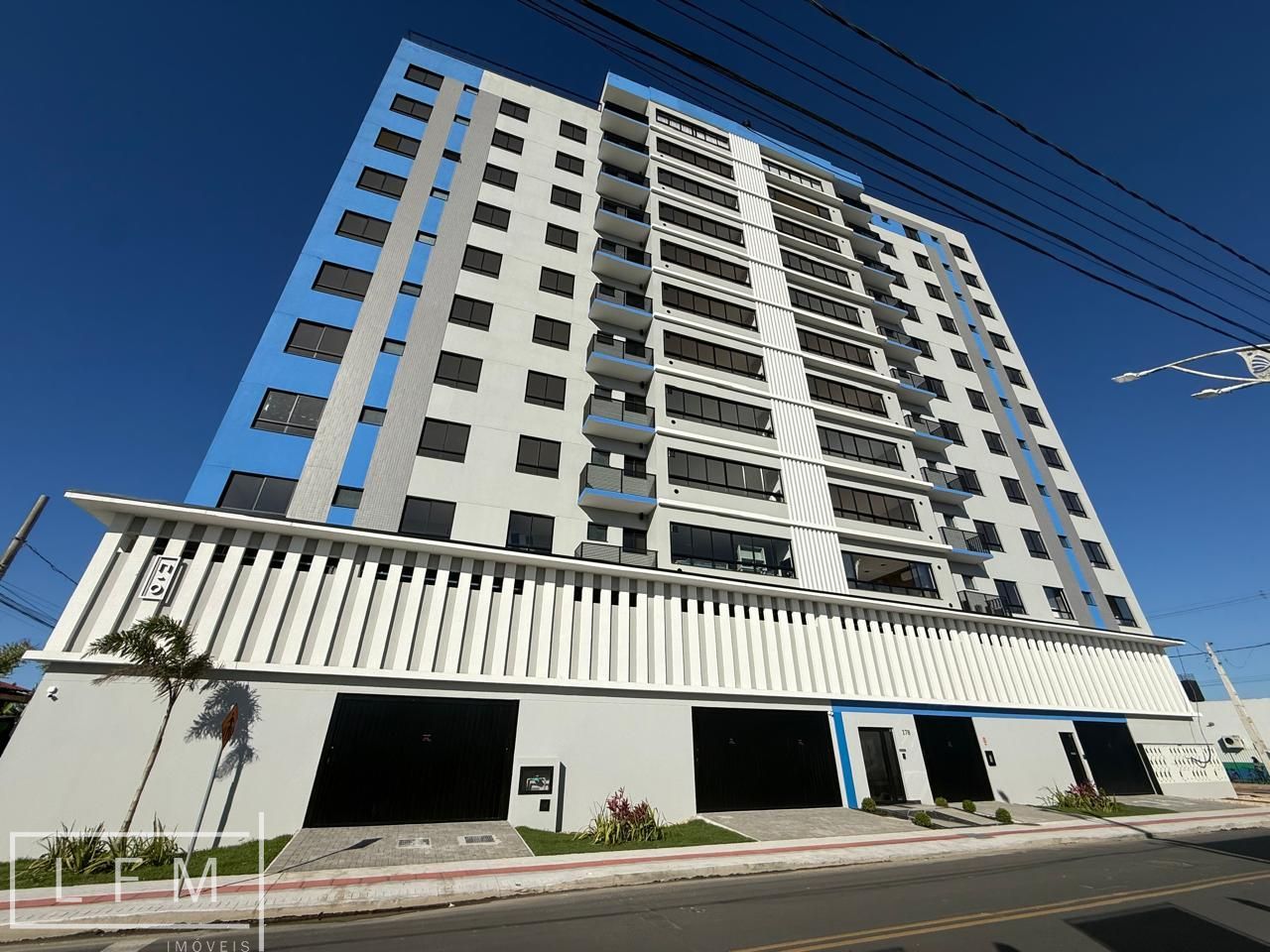 Apartamento à venda  no Centro - Balneário Piçarras, SC. Imóveis