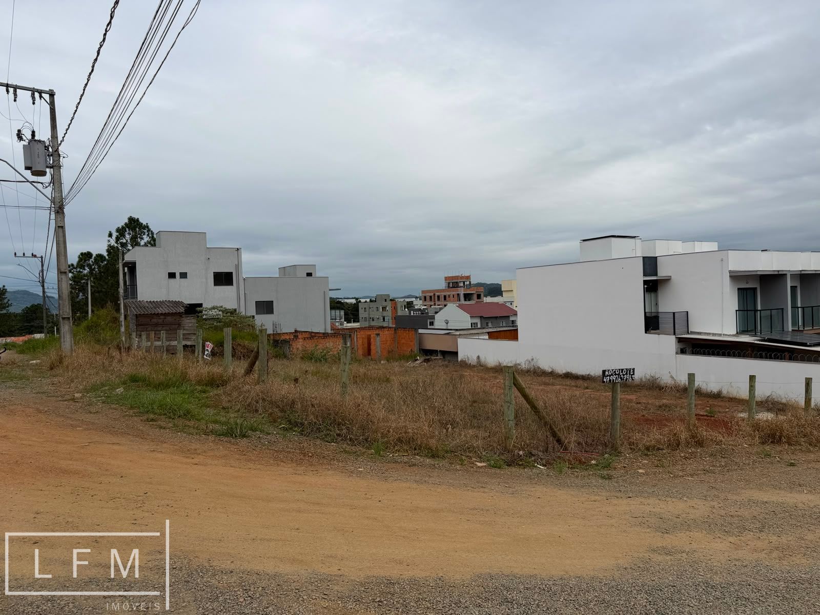 Dois terrenos juntos em balneario picarras sc