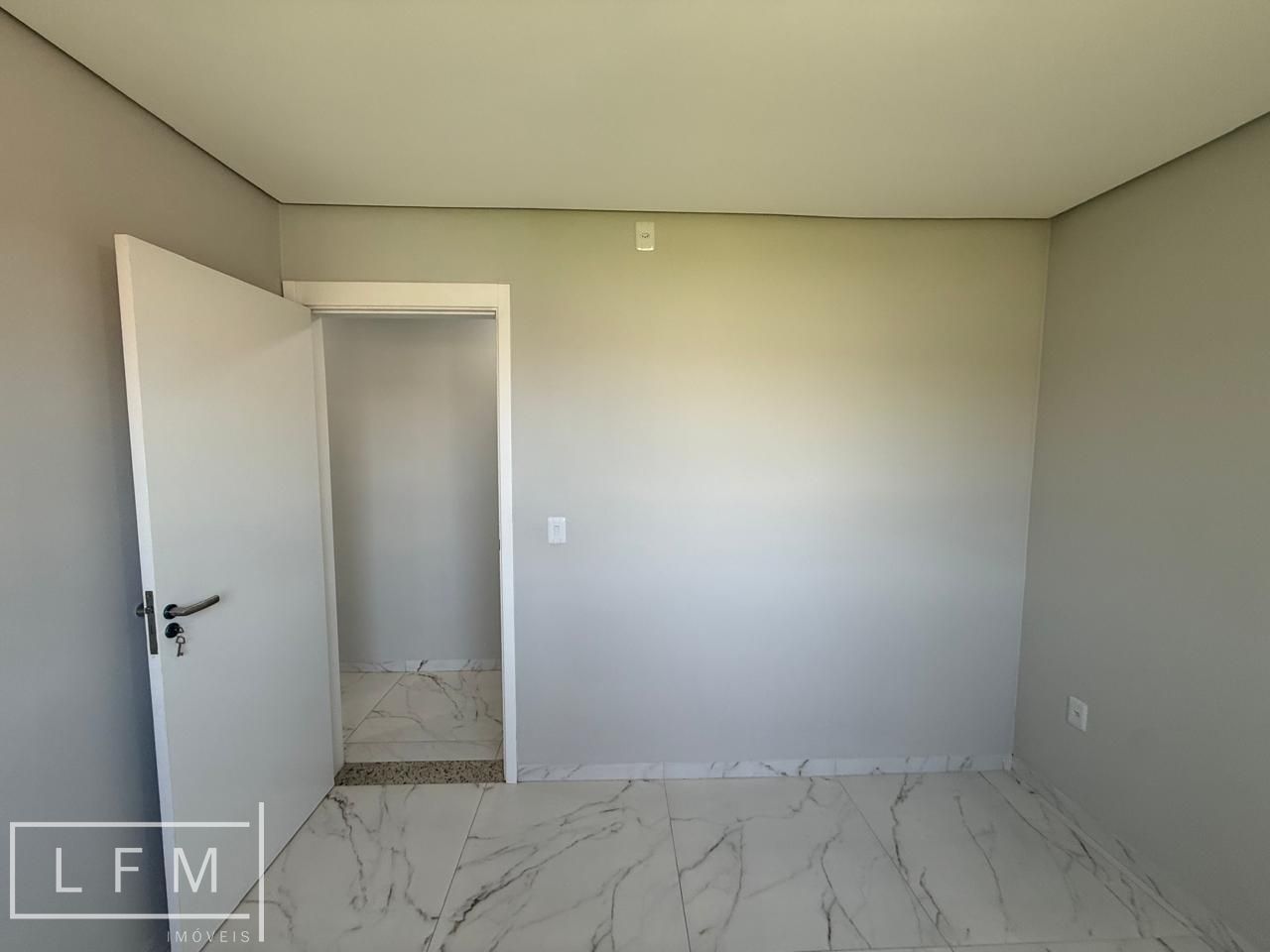 Apartamento proximo do mar em balneario picarras sc